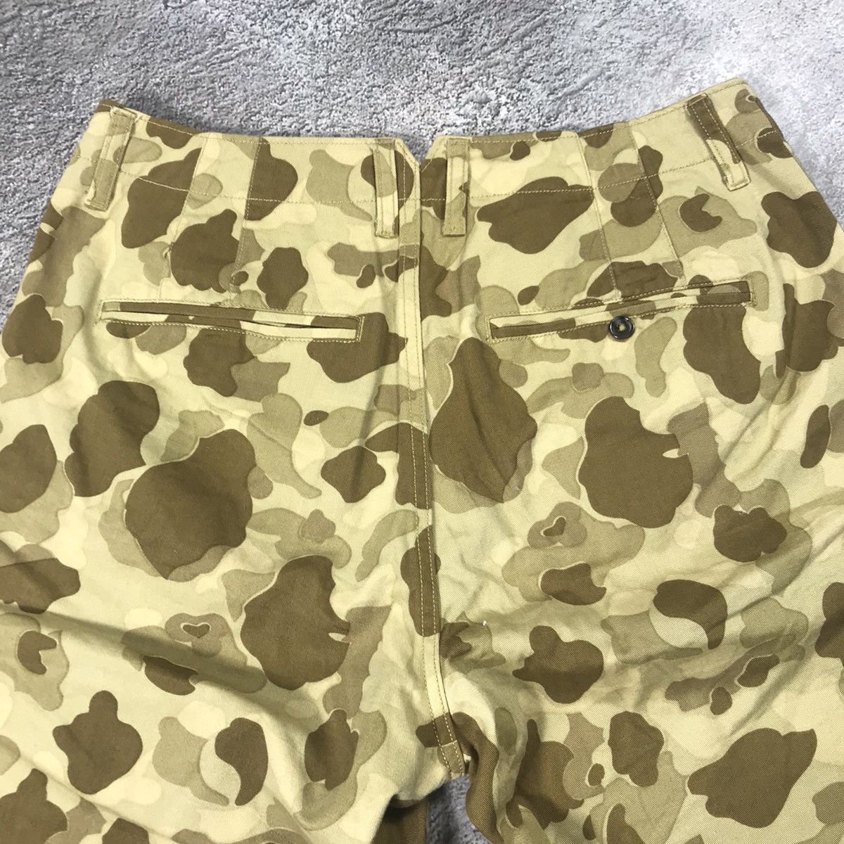 Vintage Vintage Y2K Camo Cargo Shorts Baggy Streetwear Sun Faded 30 Size US 30 / EU 46 - 5 Thumbnail
