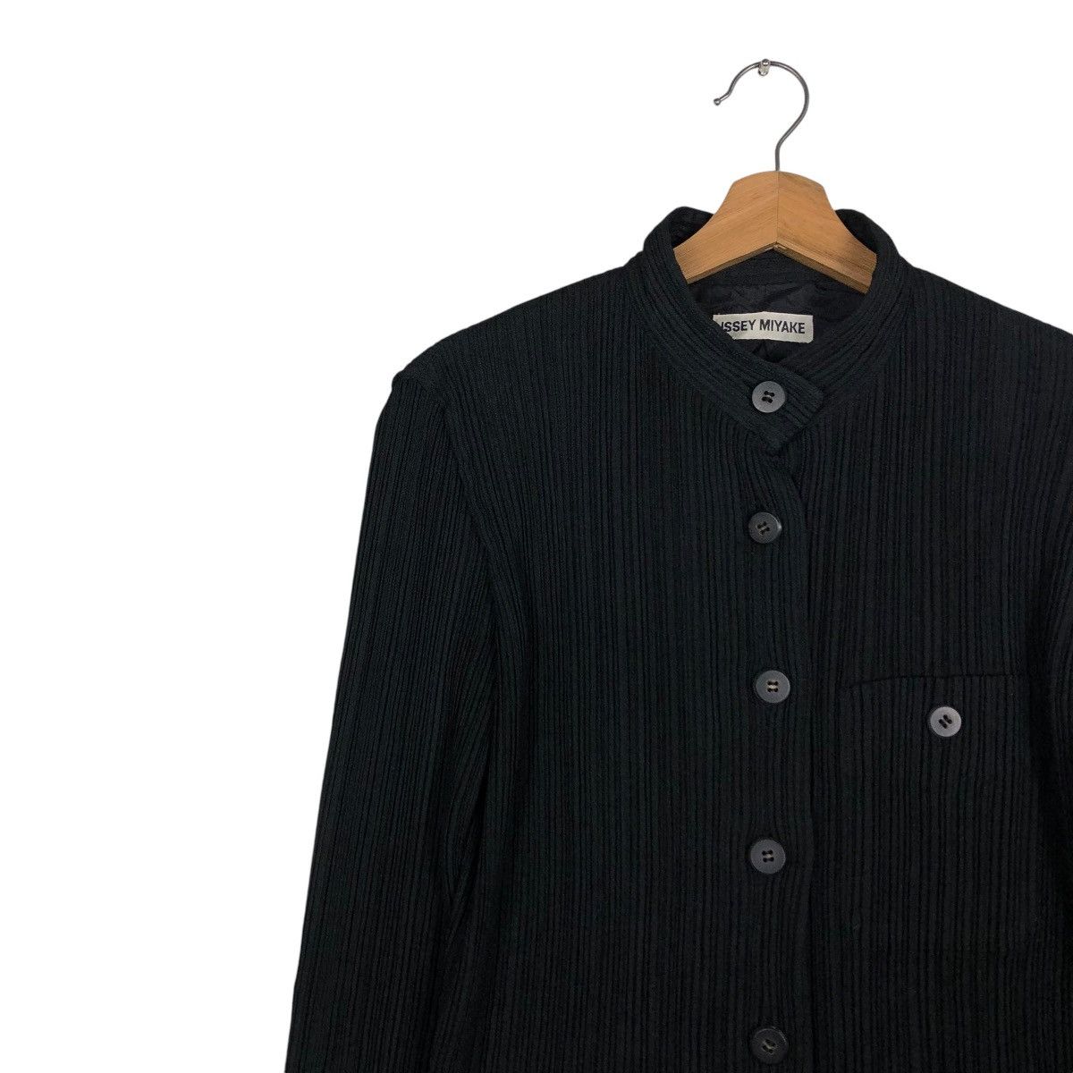 Issey Miyake 🔥VINTAGE BUTTON JACKET ISSEY MIYAKE PLEATED DESIGN Size US M / EU 48-50 / 2 - 9 Thumbnail