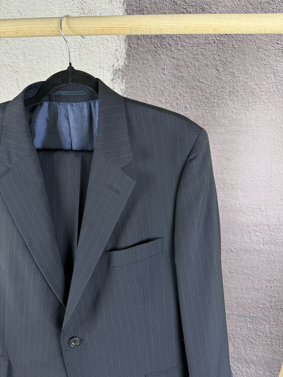 Gieves & Hawkes Gieves & Hawkes Saville Row navy striped wool suit 2 button Size 46R - 4 Thumbnail