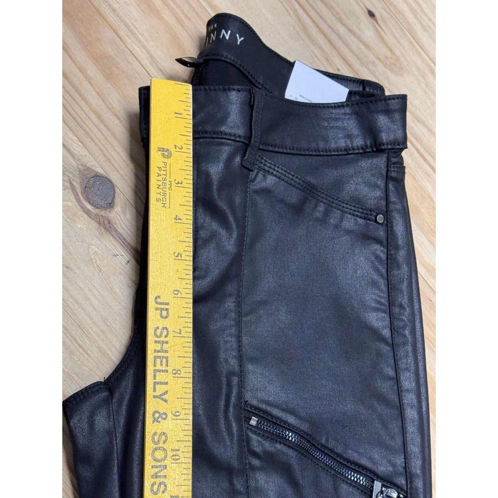 White House Black Market White House Black Market Faux Leather Pants Womens 6 Size 28" / US 6 / IT 42 - 14 Thumbnail
