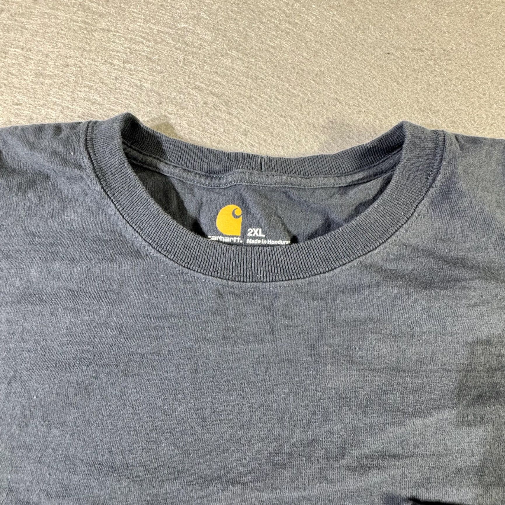 Carhartt VINTAGE Carhartt Shirt Mens 2XL Blue Pocket Tee Original Fit Workwear Heavyweight Size US XXL / EU 58 / 5 - 5 Thumbnail