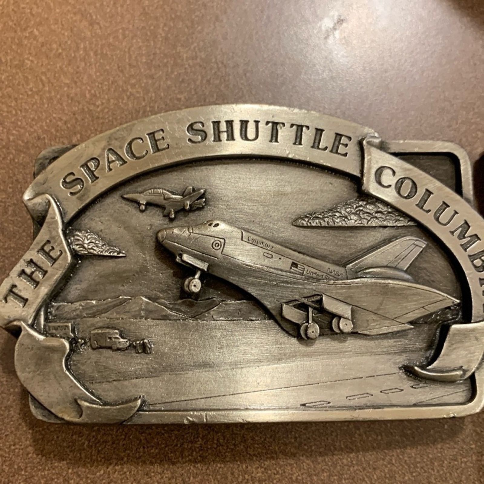 Vintage 1982 Space Shuttle Columbia pewter NASA belt buckle Size ONE SIZE - 1 Thumbnail