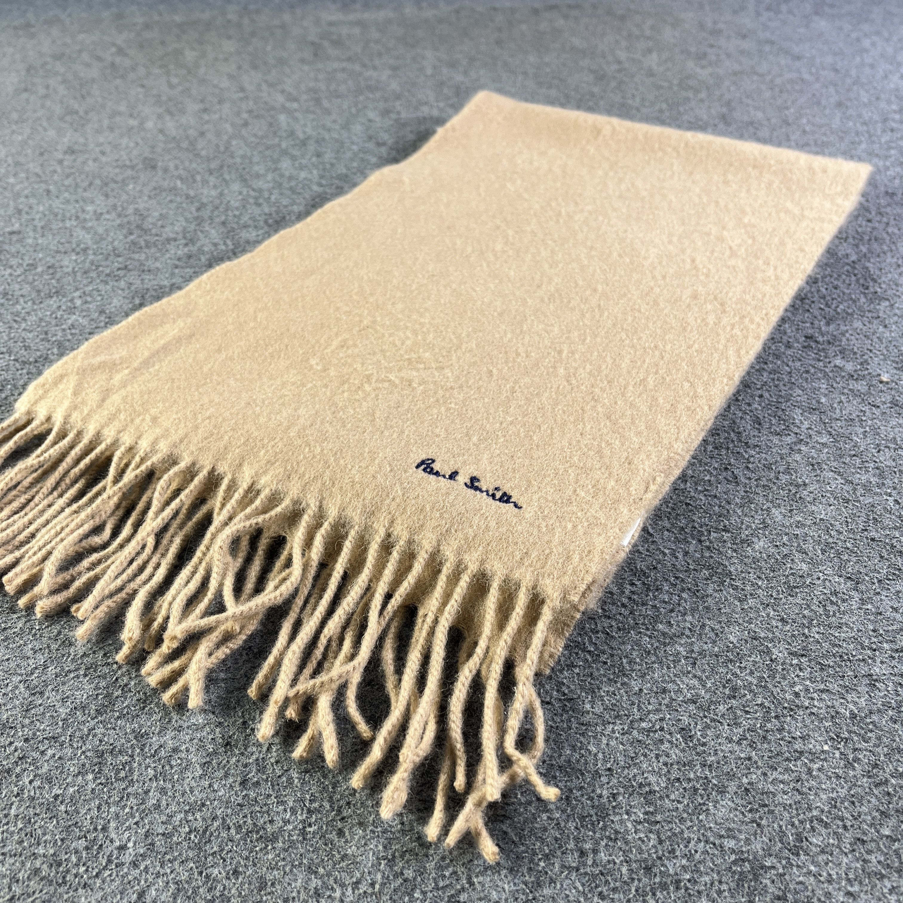 Paul Smith Scarf / Muffler / Neckwear T1161