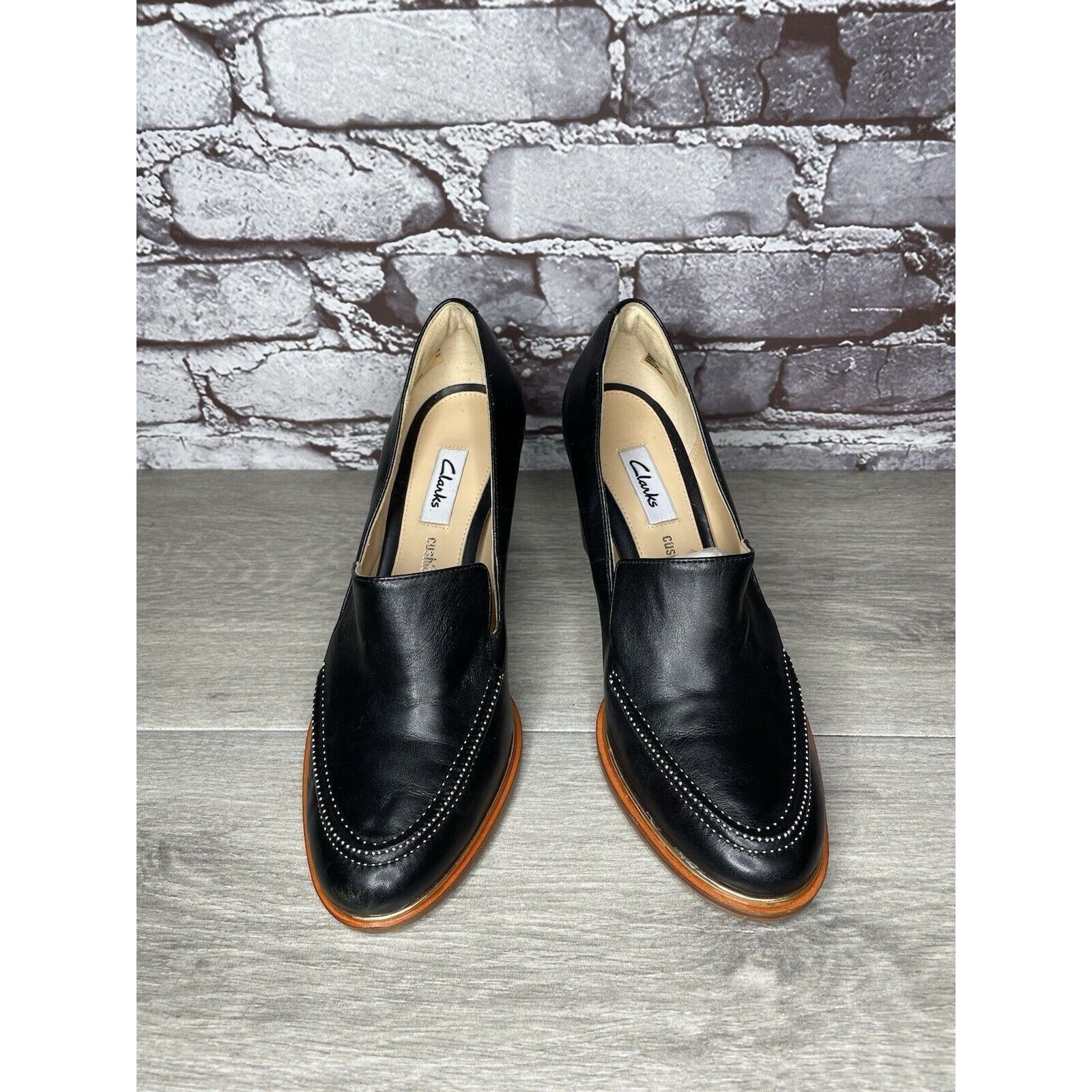 Clarks Clarks Plus Cushion Black Leather Almond High Heeled Shoes W Size US 7.5 / IT 37.5 - 11 Thumbnail