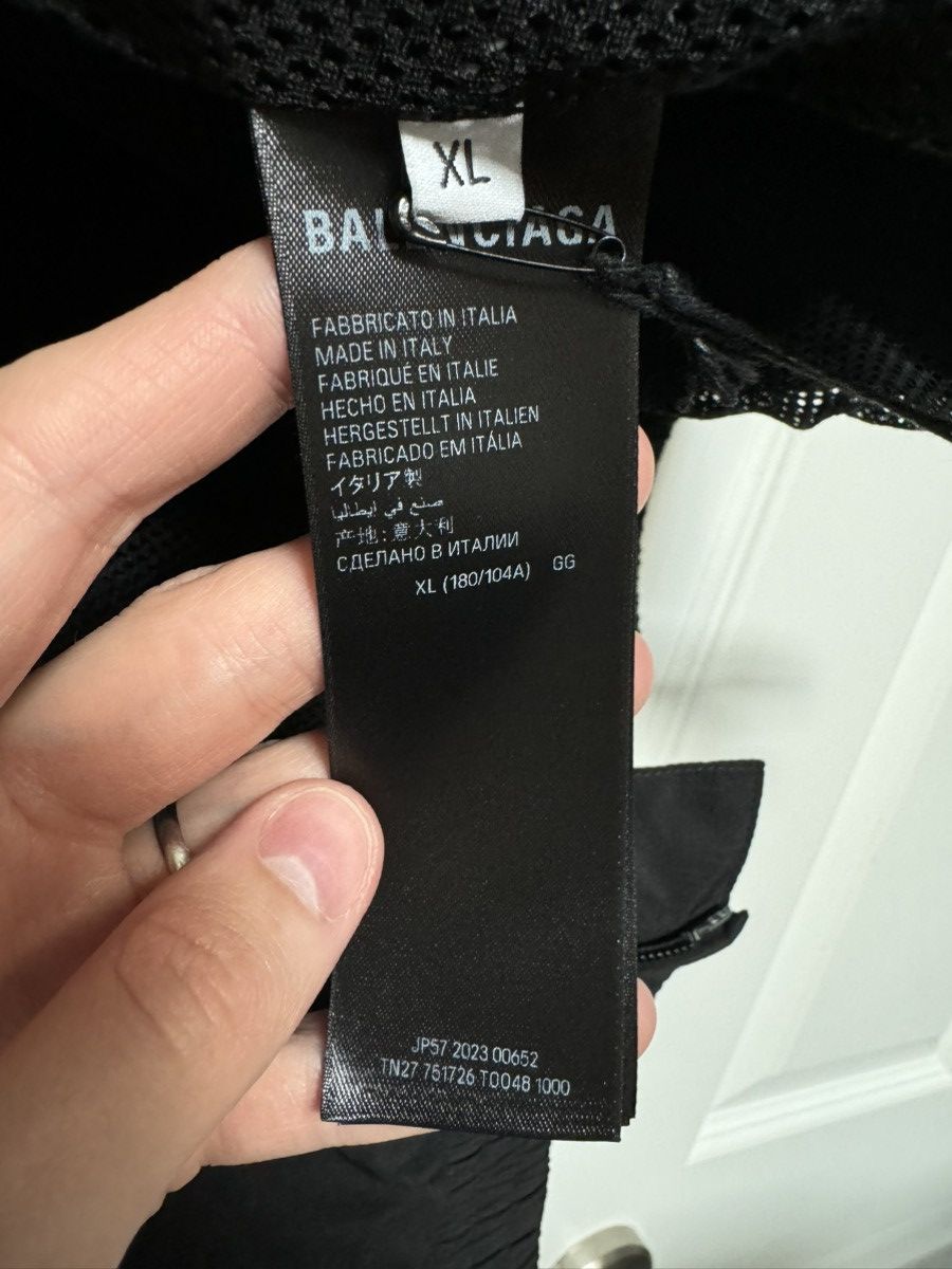 Balenciaga Balenciaga Winter 23 3B Logo Regular Fit Track Suit Jacket Size US XL / EU 56 / 4 - 11 Thumbnail