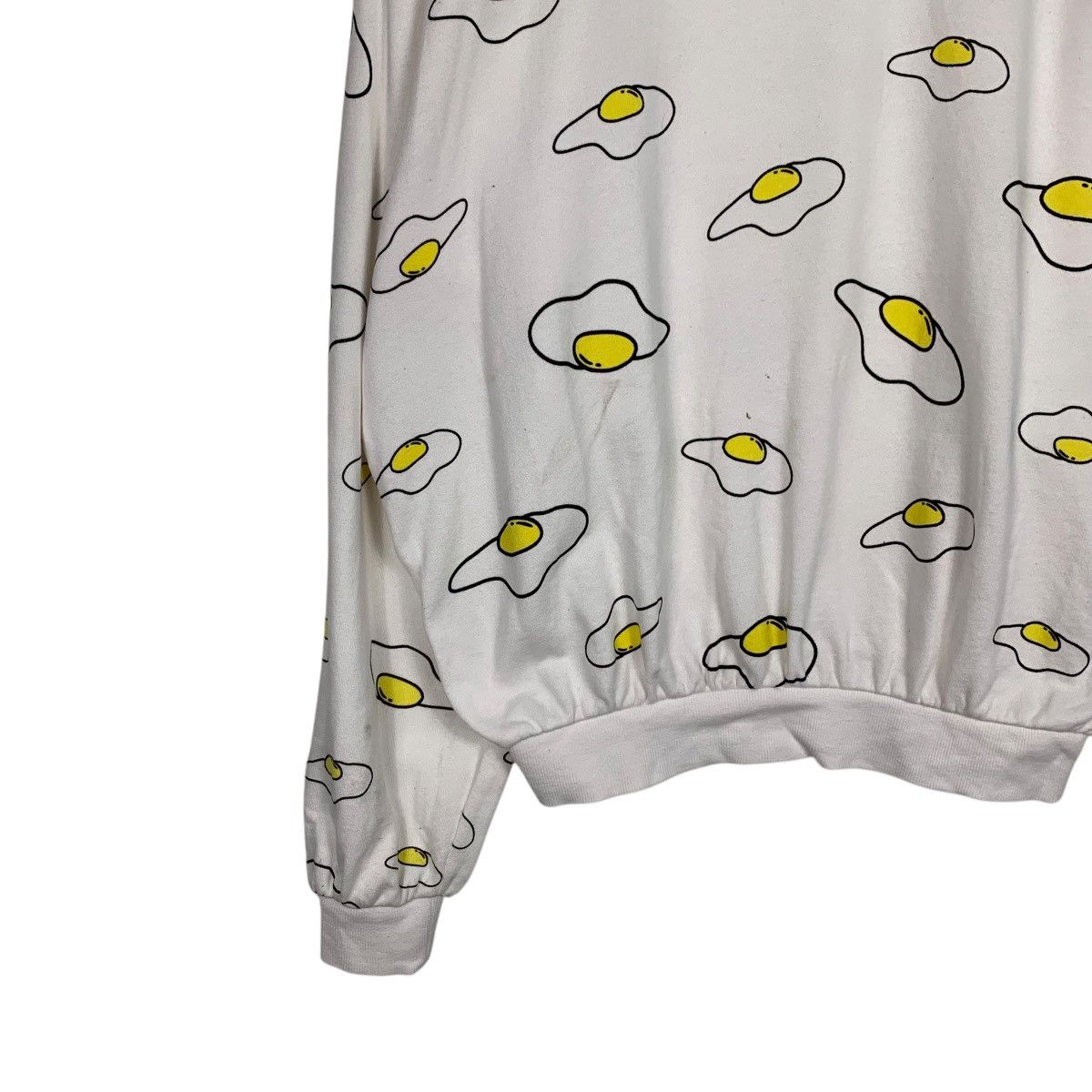 Japanese Brand PUNYUS MEDAMAYAKI Eggs All Over Print Sweatshirts #1952-C85 Size US XXL / EU 58 / 5 - 3 Thumbnail