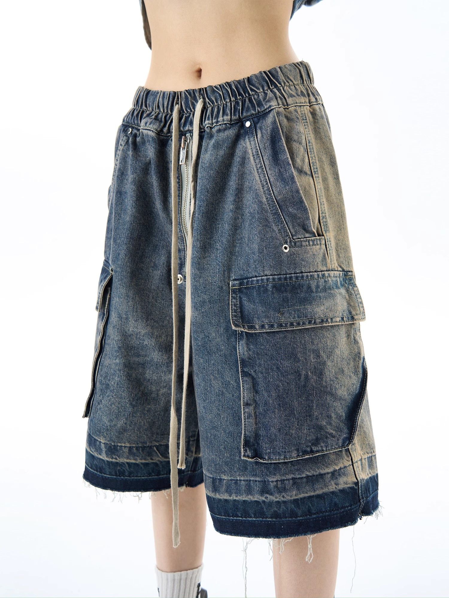 image of Jean Loose Gradient Denim Shorts in Blue, Men's (Size 32)