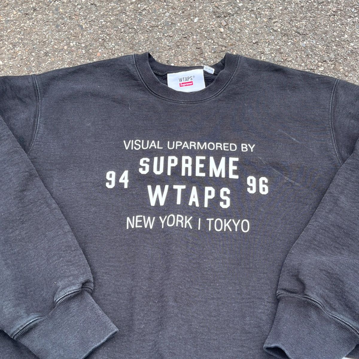 Supreme Supreme x WTAPS Crewneck Black Box Logo Rare FW21 Size US M / EU 48-50 / 2 - 3 Thumbnail