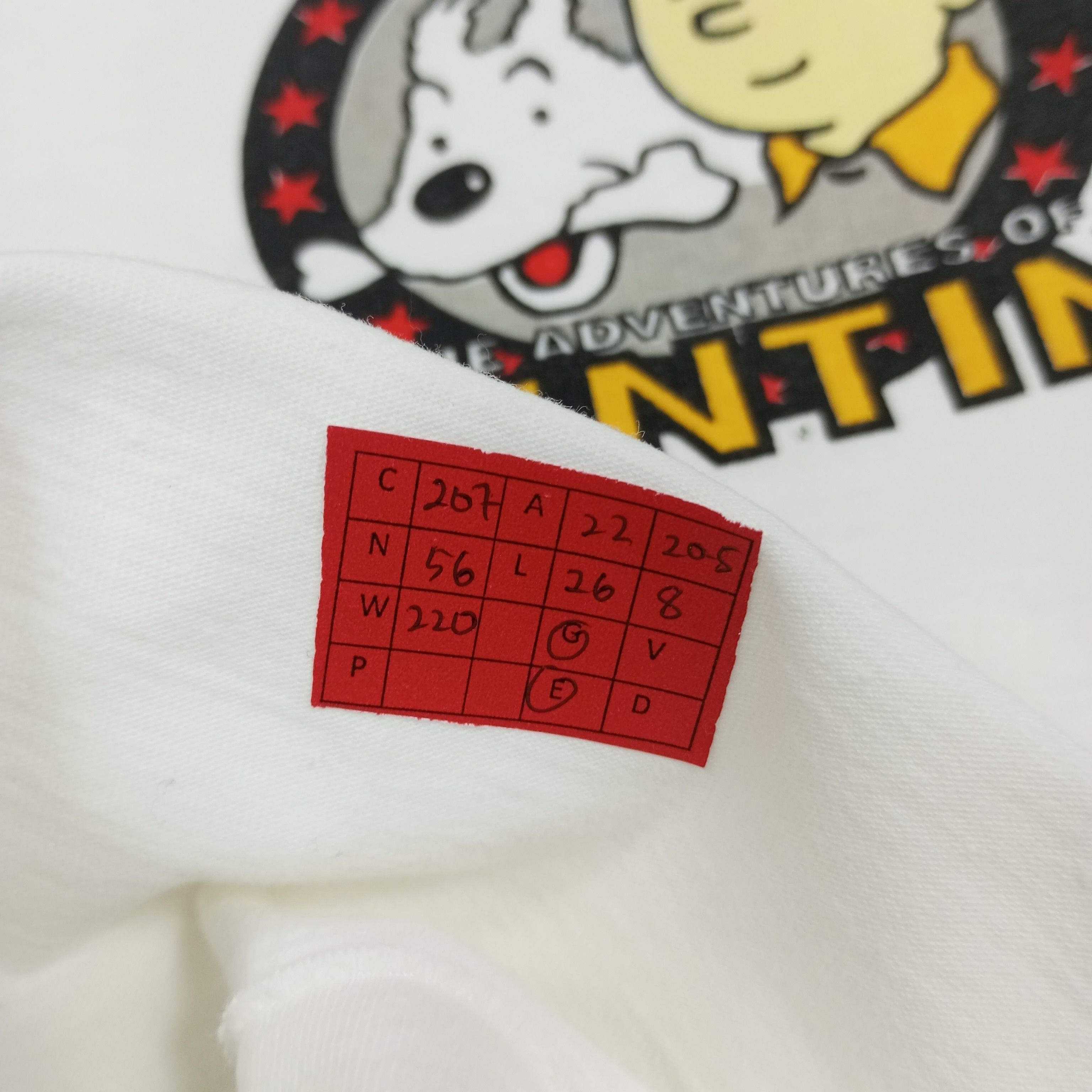 Vintage The Adventures Of Tintin Cartoon Backprint Design Tshirt Size US L / EU 52-54 / 3 - 7 Thumbnail