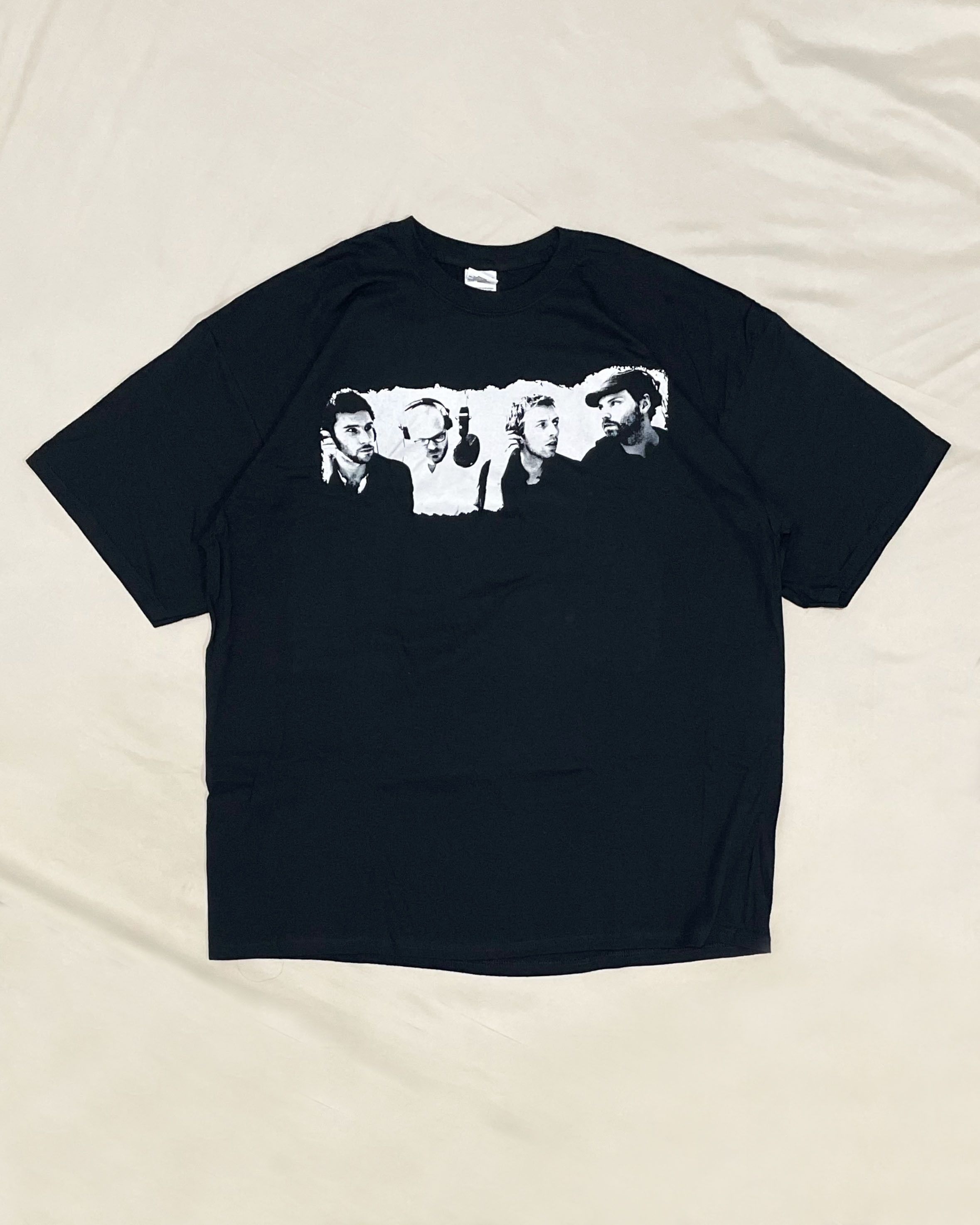 Band Tees Coldplay Viva La Vida Tshirt Size US XXL / EU 58 / 5 - 1 Thumbnail
