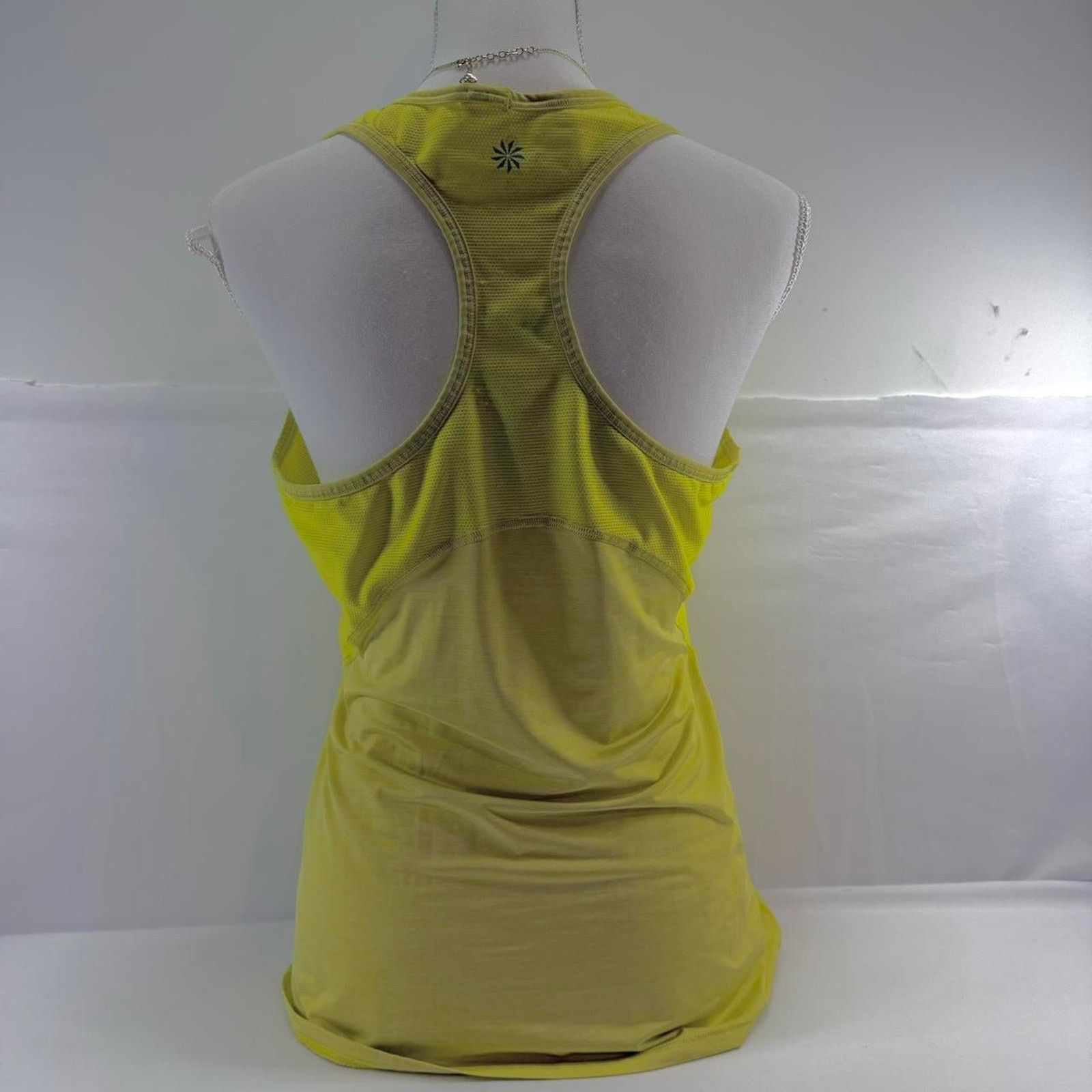 Athleta Athleta Size Medium Athletic Women’s Top Size M / US 6-8 / IT 42-44 - 3 Thumbnail