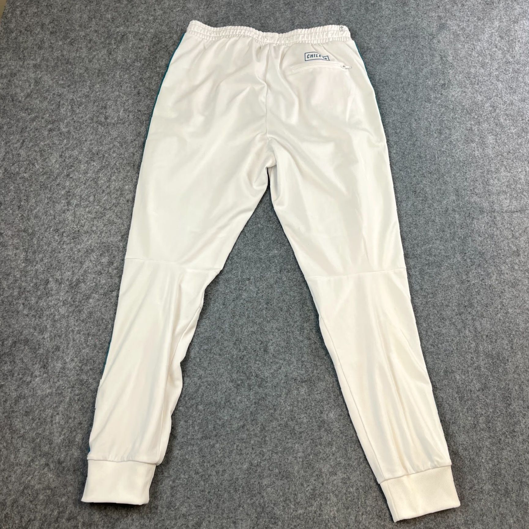 Adidas Adidas Originals Track Pants Mens L White Trefoil Joggers Trousers Gym & Training Pockets Regular Waist 36 in Blended Fabric Polyester Vintage No Size US 33 - 2 Thumbnail