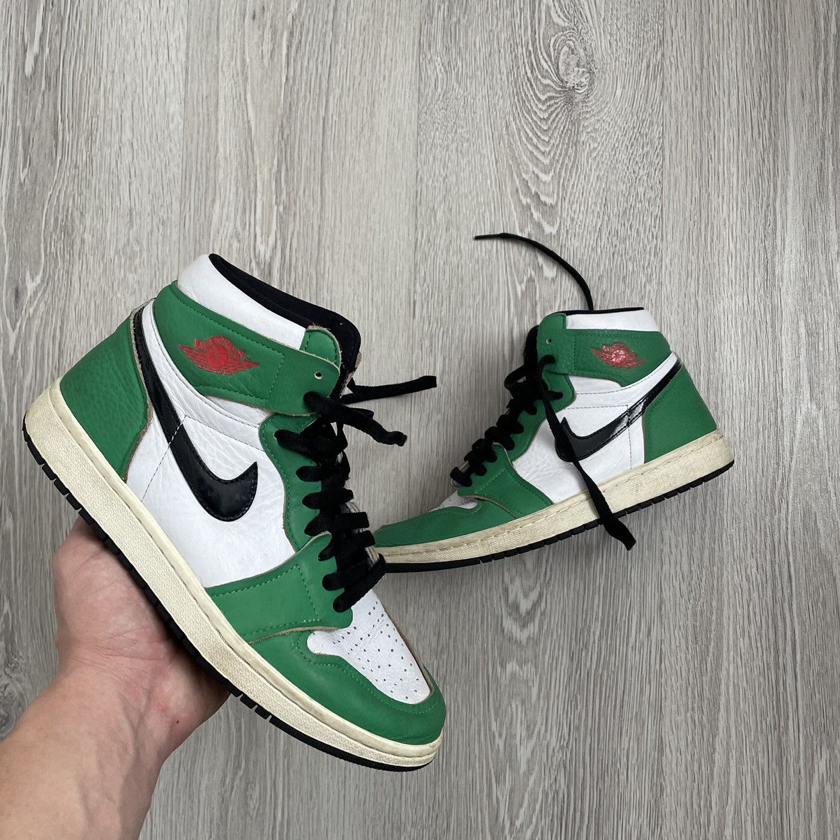 Jordan Brand Air Jordan 1 Lucky Green Size US 6.5 / EU 39-40 - 1 Thumbnail