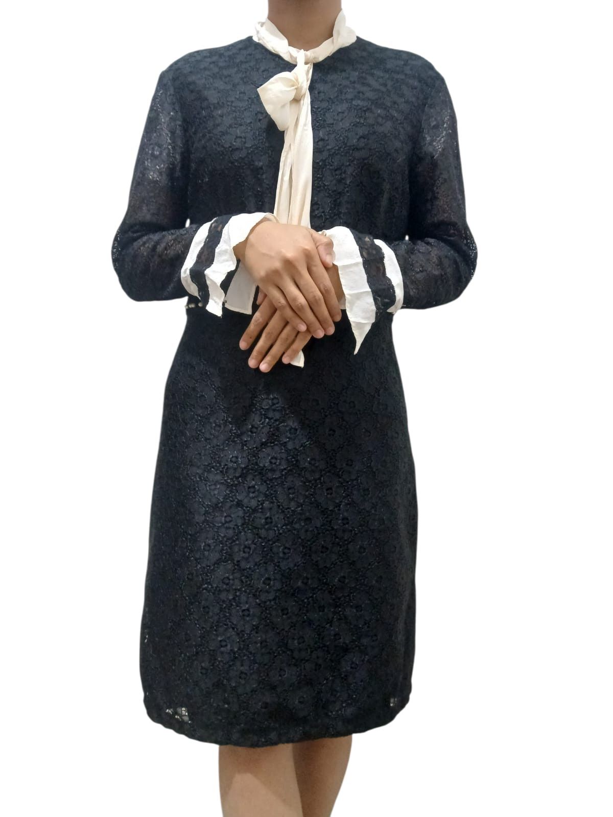 Sandro Sandro - Black Floral Lace Dress w/ White Neck Tie Size S / US 4 / IT 40 - 1 Thumbnail