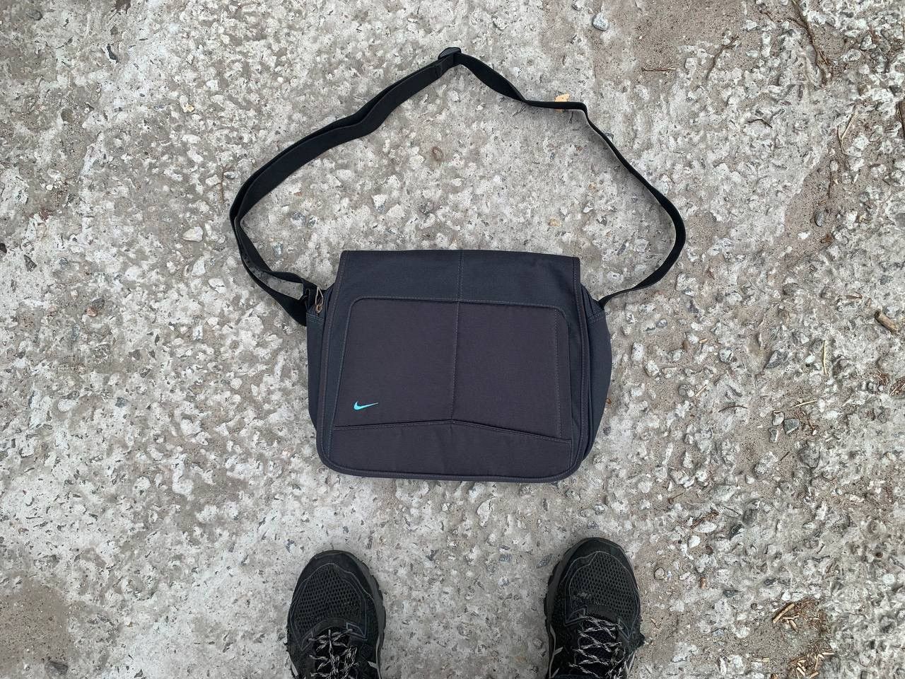 バッグ 90s NIKE one shoulder bag y2k Black old 90s NIKE shoulderbag Oneshoulder BLACK 90年代 NIKE ショルダー