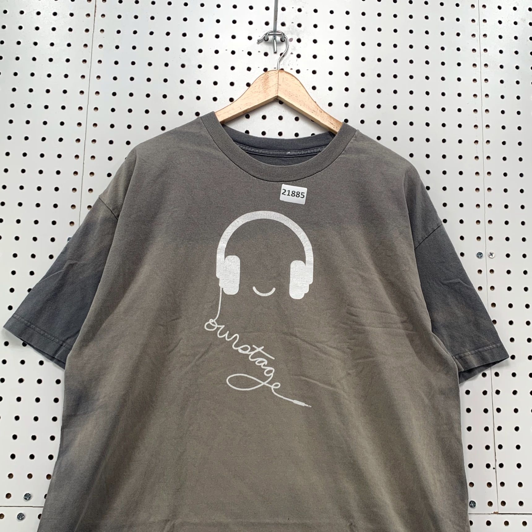 Vintage Our Stage Headphone Shirt Faded Gray Men XL 23x30 Music BAnd TEE Size US XL / EU 56 / 4 - 6 Thumbnail