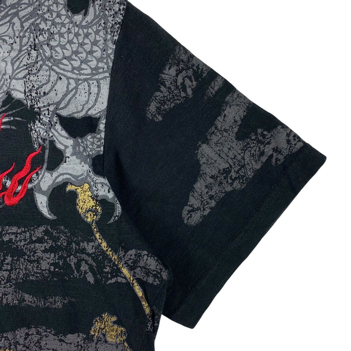 Japanese Brand SUKAJAN japanese culture dragon design tee Size US M / EU 48-50 / 2 - 7 Thumbnail