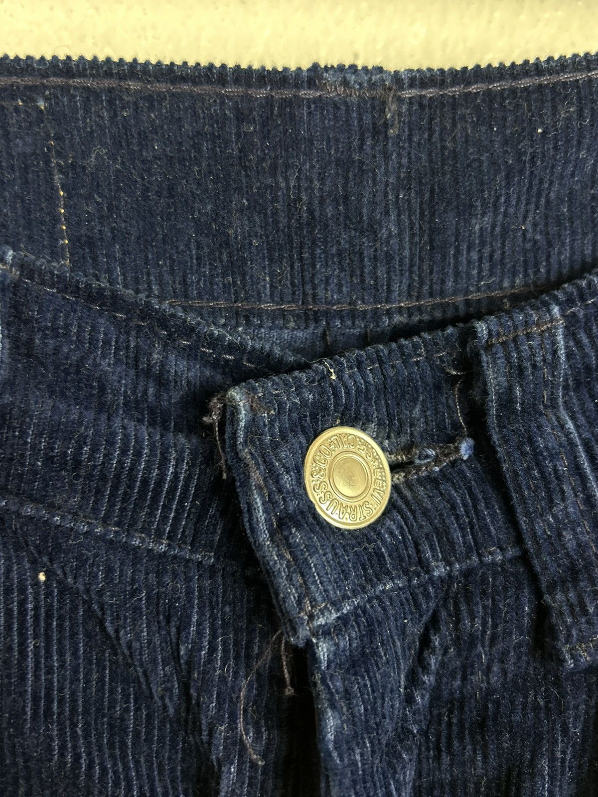 Levi's 70s Vintage Levi's 1979 750 20 19 Corduroy Velvet Pants 27 Size 27" / US 4 / IT 40 - 8 Thumbnail