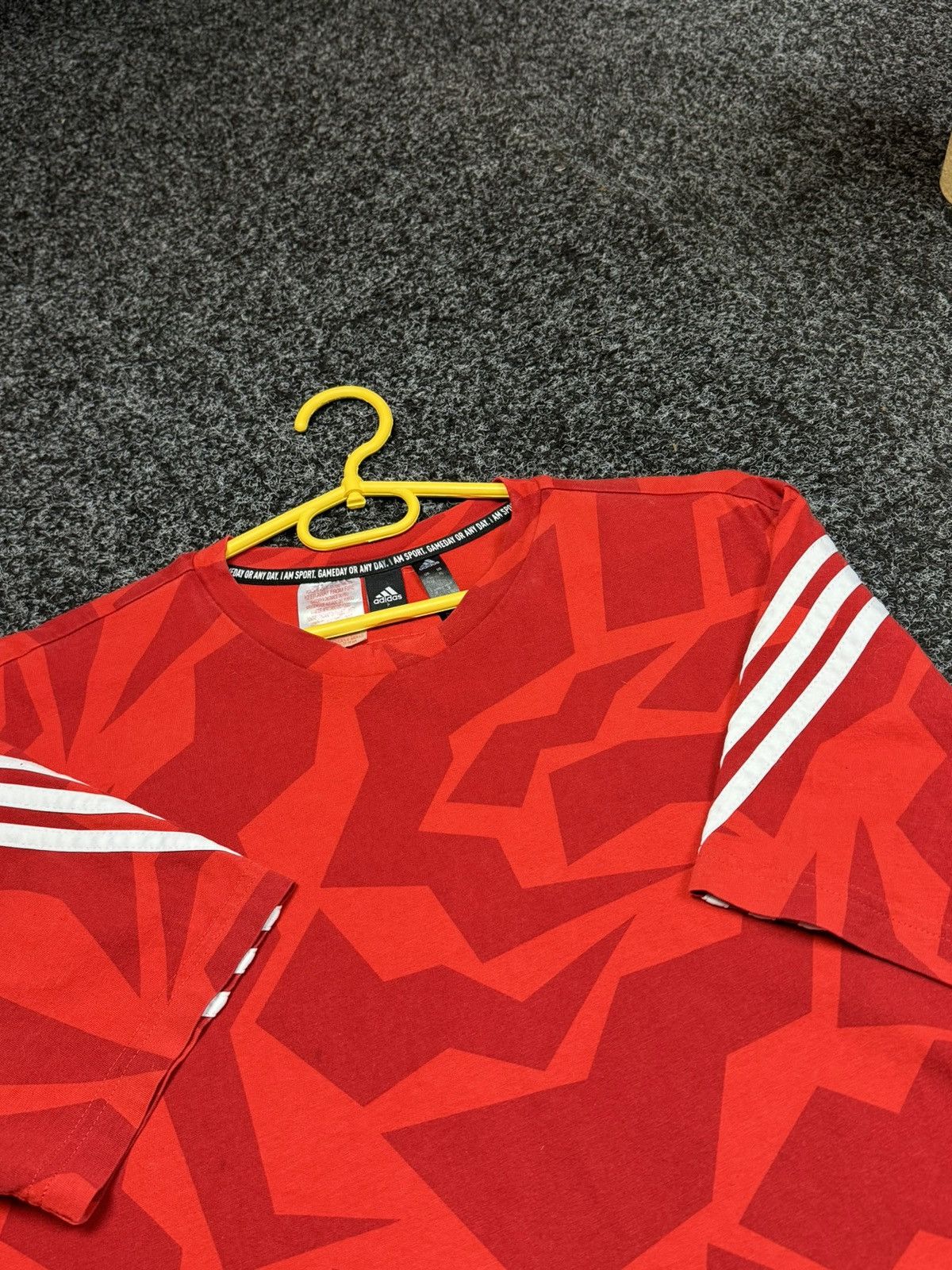 Adidas Adidas Tee T Shirt Size US M / EU 48-50 / 2 - 6 Thumbnail