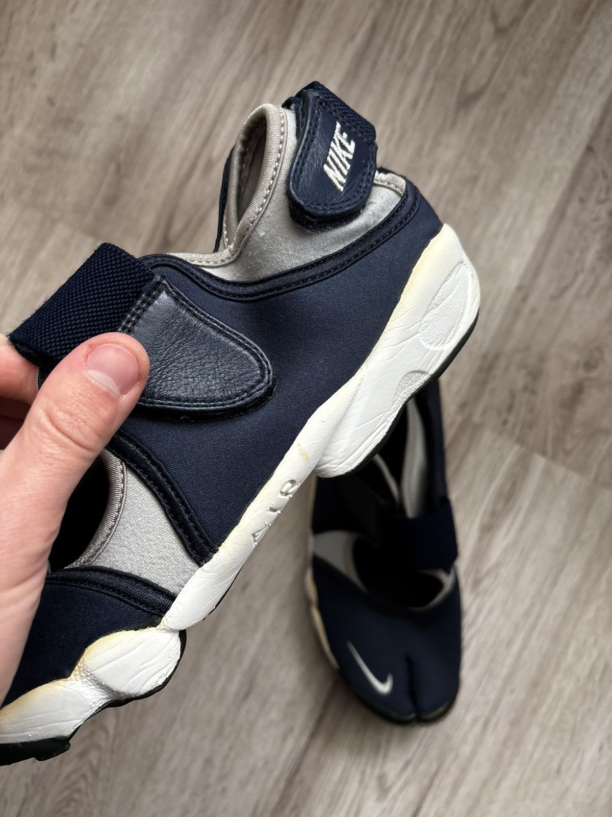 Nike Nike Air Rift Trainers Sandals Shoes Navy Blue 2006 US 10 Size US 10 / EU 43 - 19 Thumbnail