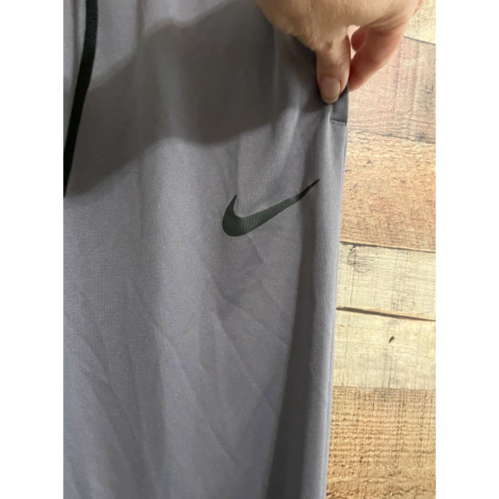 Nike Nike Dri-Fit Joggers Men Small Gray Nike Logo Black Size US 29 - 2 Thumbnail