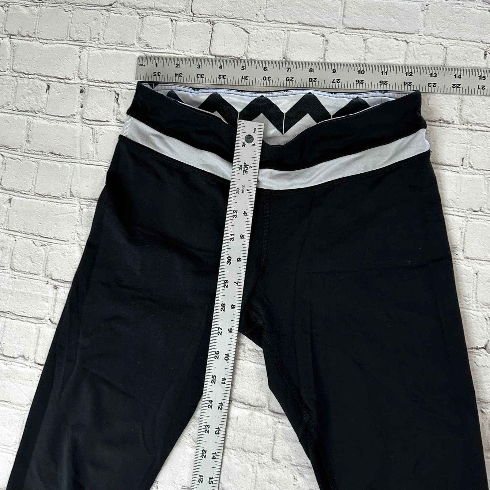 Lululemon lululemon leggings size 6 Size 28" / US 6 / IT 42 - 3 Thumbnail