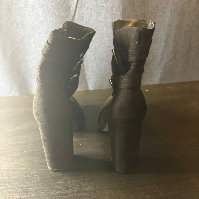Christian Siriano Christian Siriano Waylan Black Double Buckle Zip Boots 8.5M Size US 8.5 / IT 38.5 - 4 Thumbnail