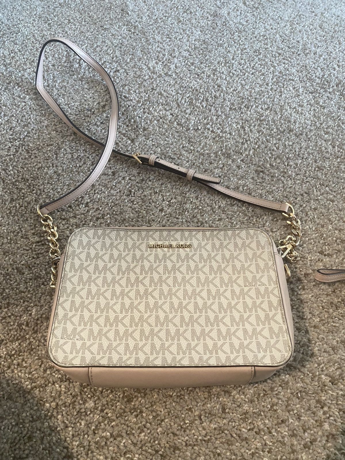Michael Kors crossbody bag