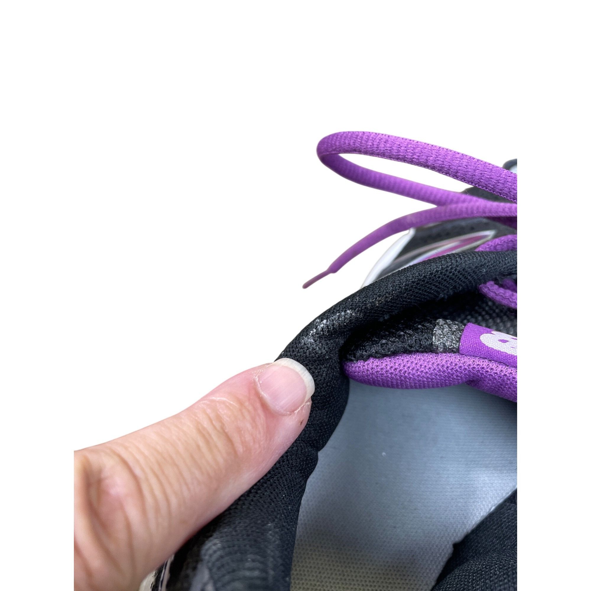 New Balance New Balance 490v2 Womens black purple Running sneakers size Size US 8 / IT 38 - 16 Thumbnail