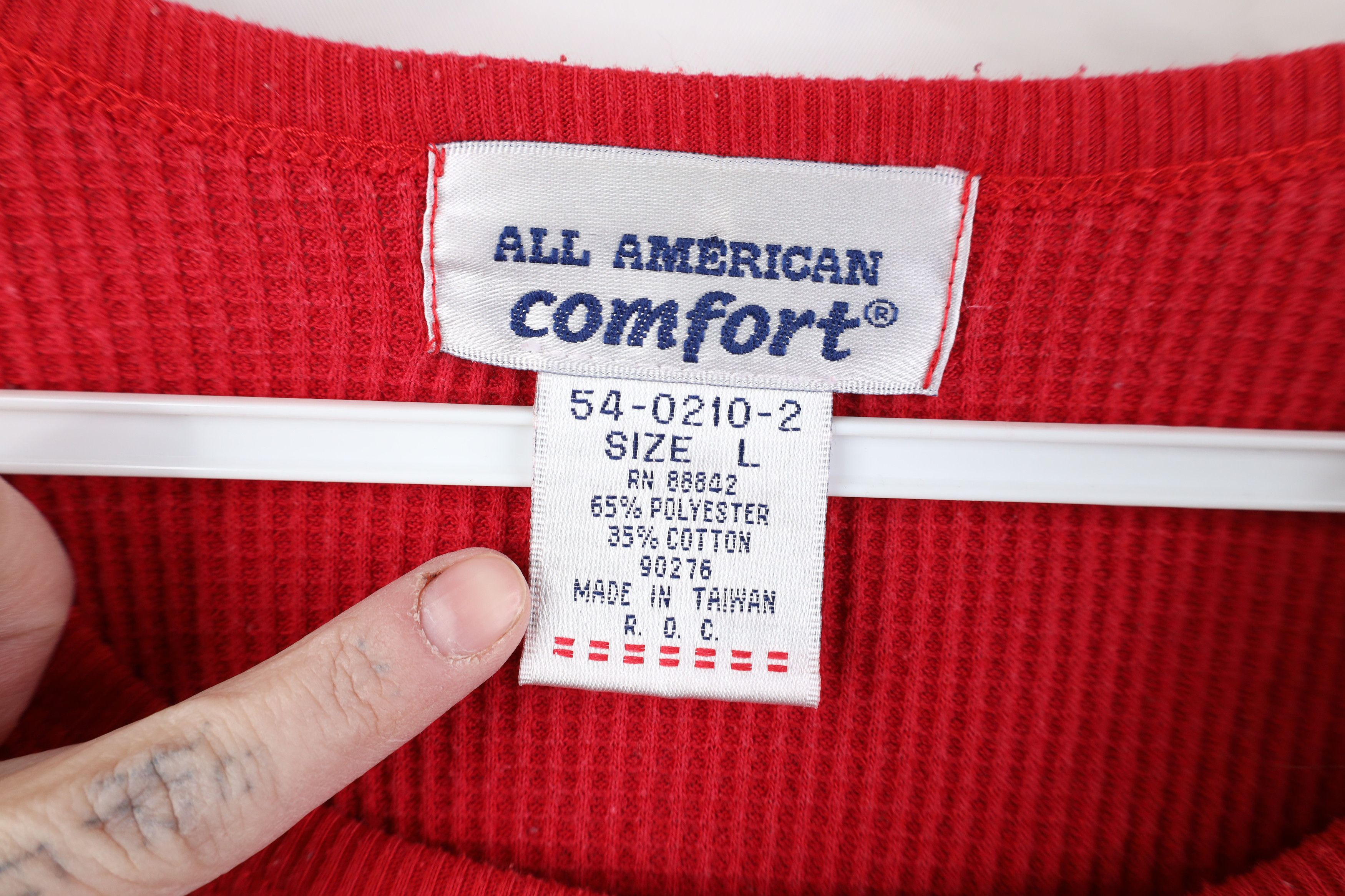 Vintage Vintage 90s Streetwear Waffle Knit Long Sleeve T-Shirt Red Size US L / EU 52-54 / 3 - 4 Thumbnail