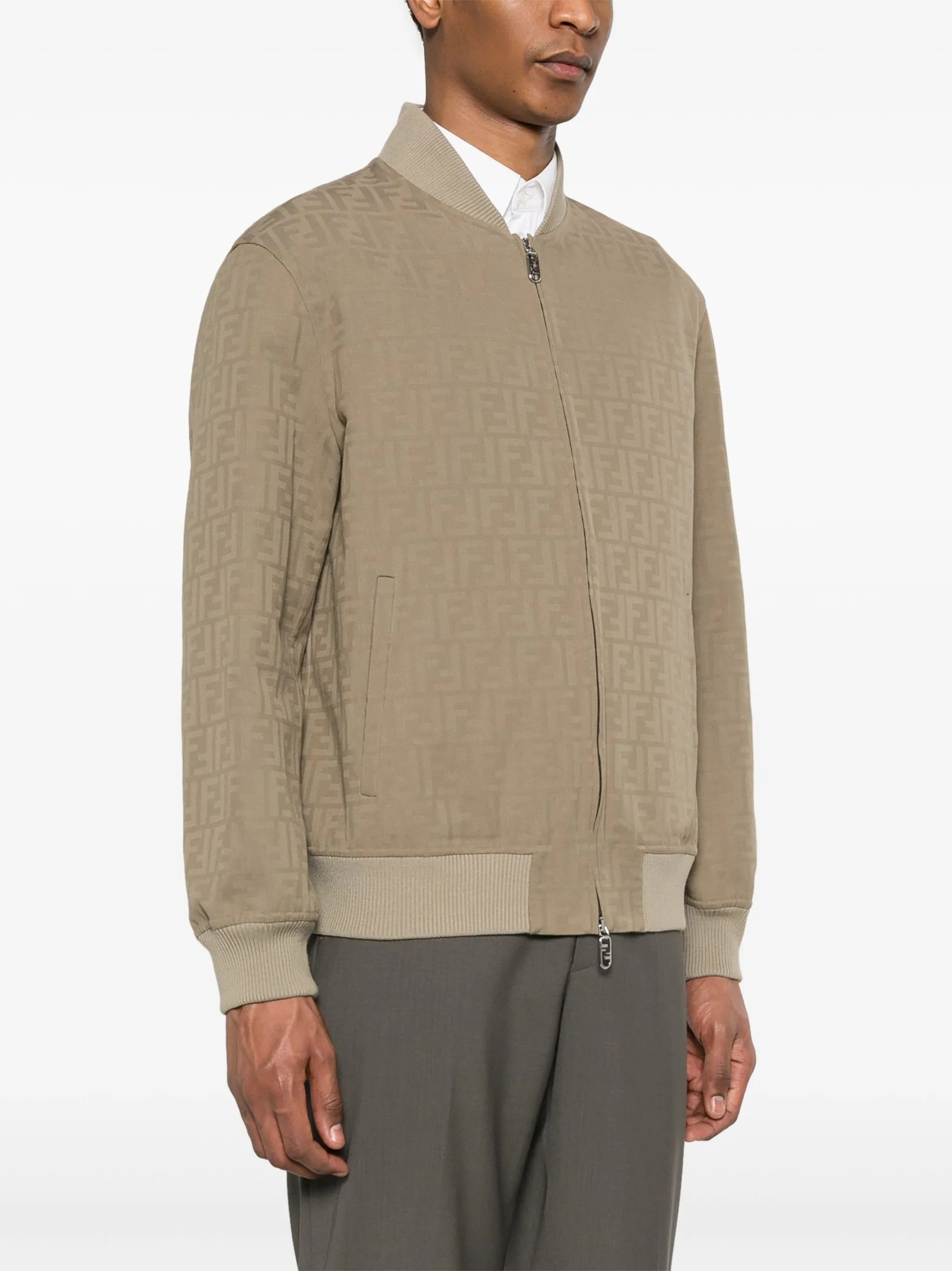 Fendi o1s1wg111025 Bomber Jacket in Beige Size US S / EU 44-46 / 1 - 3 Thumbnail