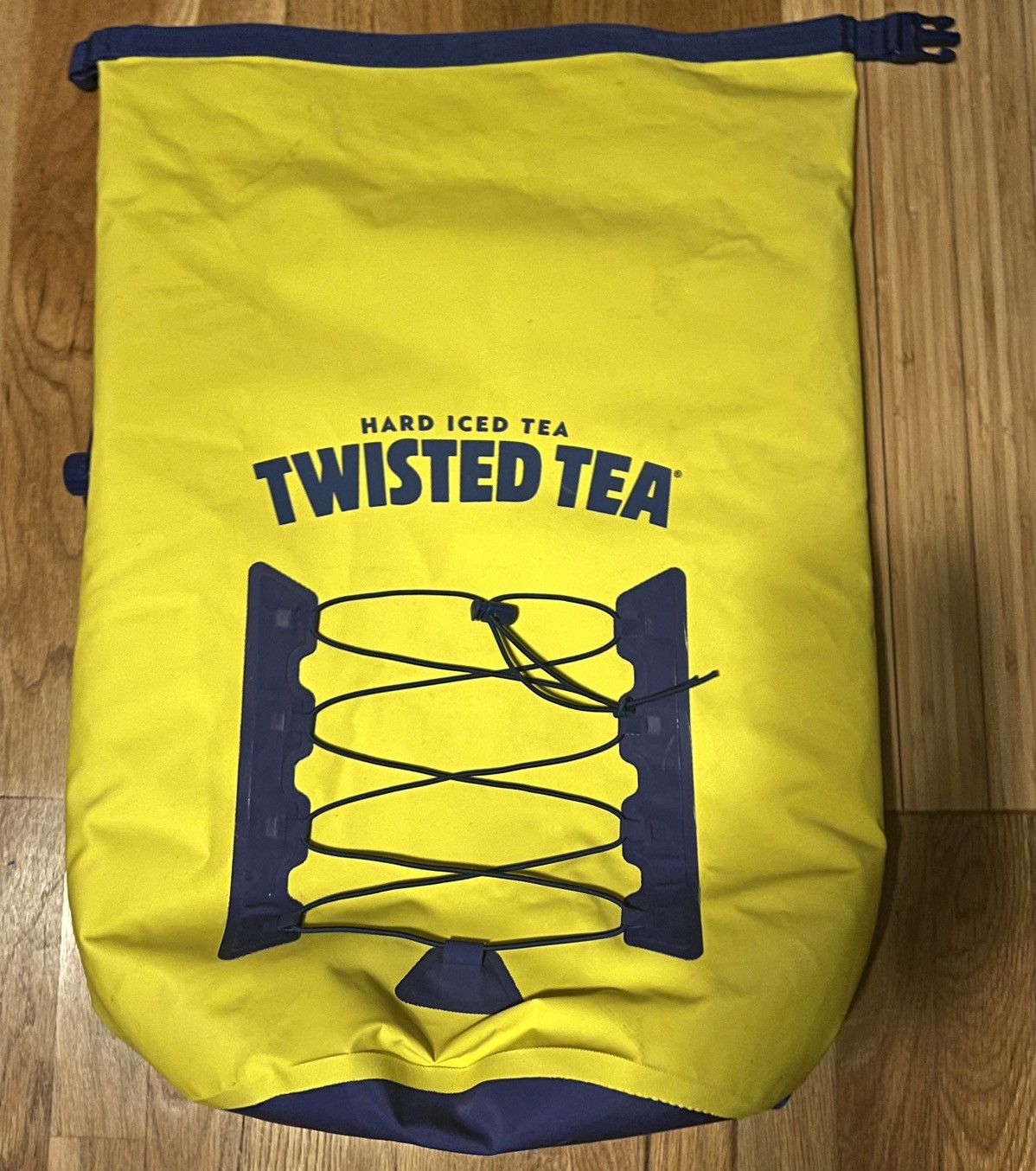 Vintage Twisted Tea cooler backpack Size ONE SIZE - 1 Thumbnail