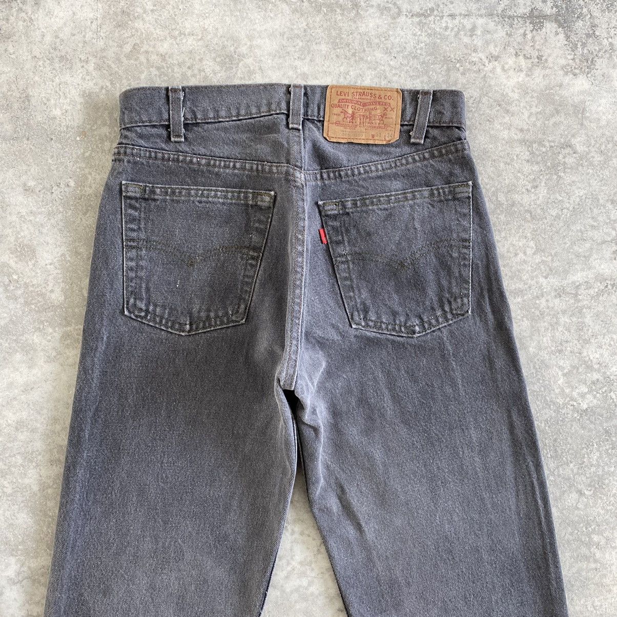 Levi's Size 30x33 Vintage Late 80’s Levis 505 Faded Ash Grey Jeans Size US 30 / EU 46 - 19 Thumbnail