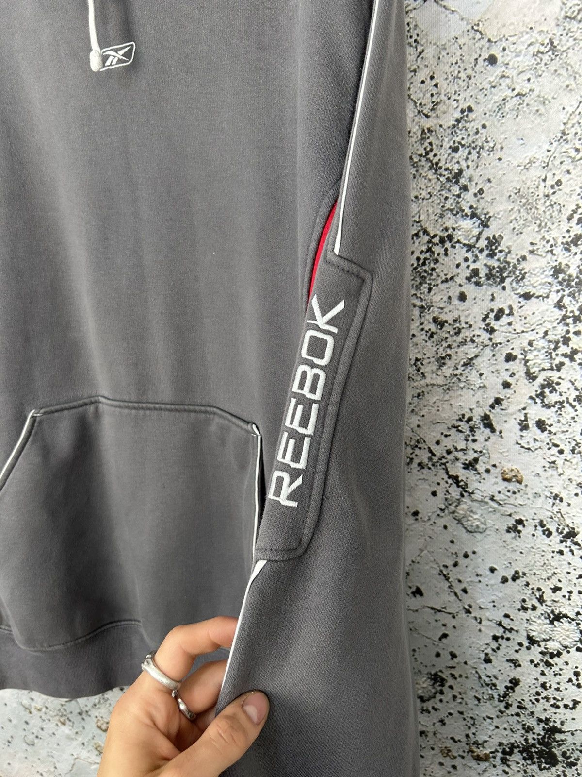 Reebok Vintage Reebok Baggy Basketball Hoodie Rap 2pac Boxy Skate Size US L / EU 52-54 / 3 - 4 Thumbnail