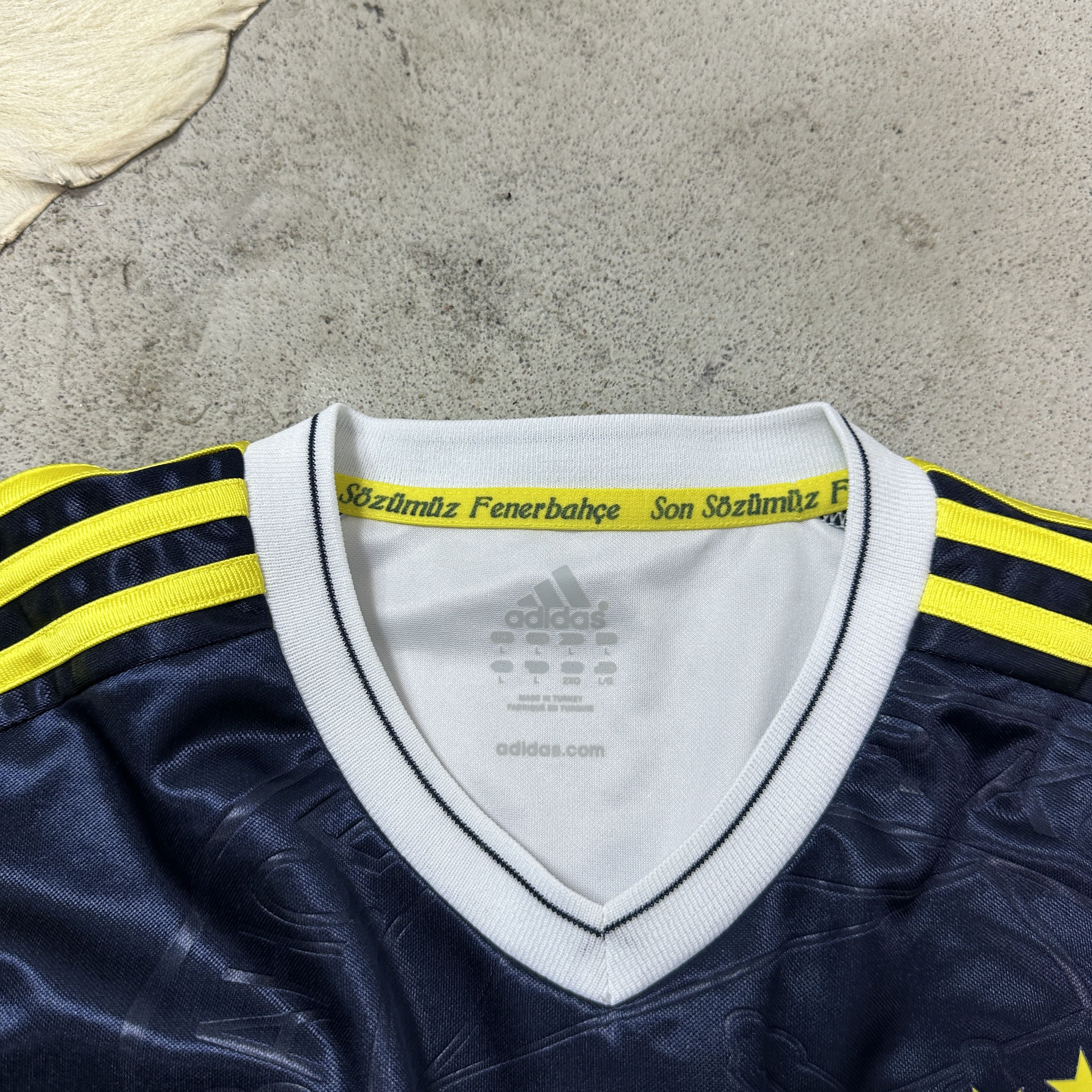 Adidas Vintage Adidas Fenerbahce 12/13 Longsleeve Jersey Y2K Size US L / EU 52-54 / 3 - 4 Thumbnail