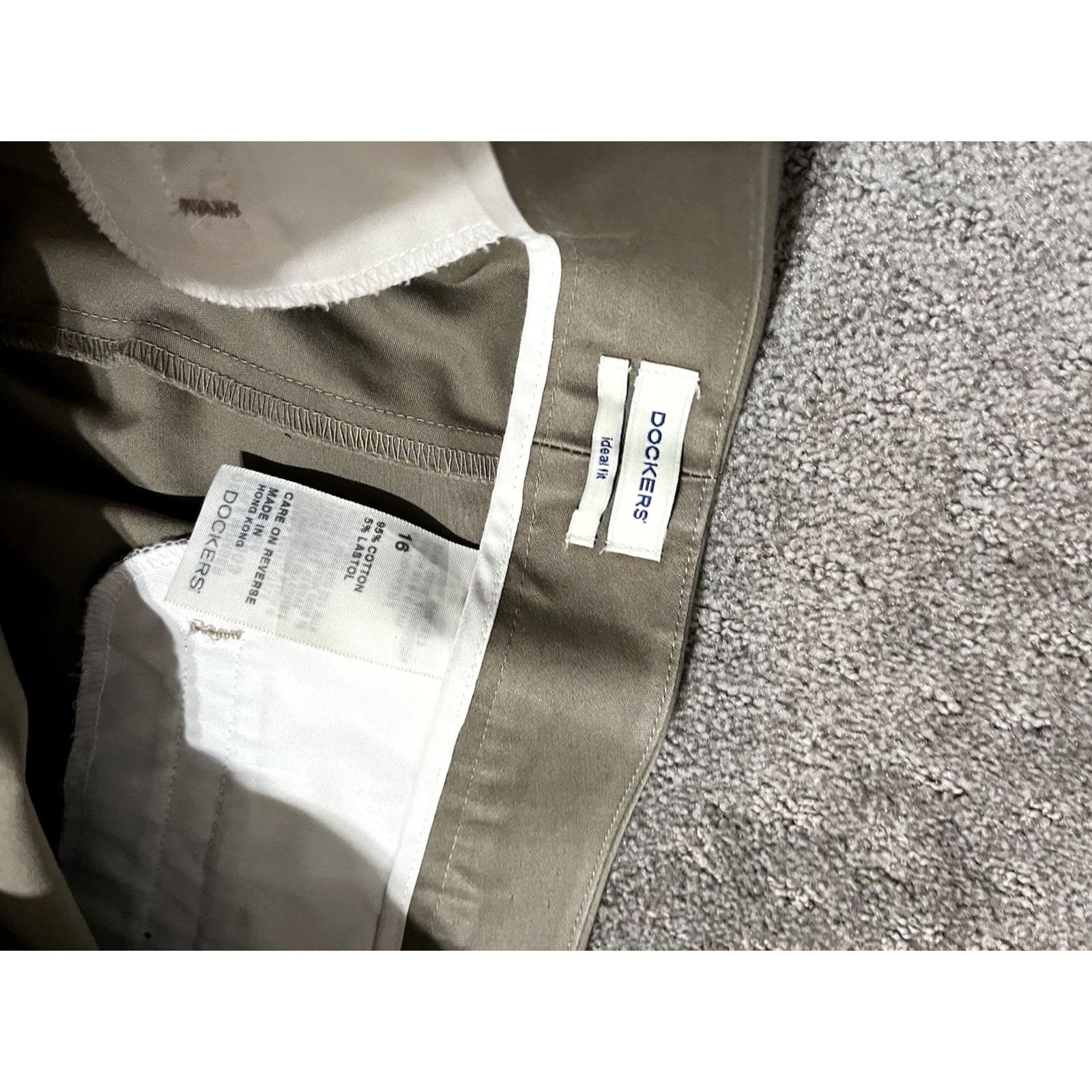 Dockers DOCKERS Pants Women 16 Ideal Fit Metro Beige Flat Front Straight Chino Size 16 Womens Beige Dockers Pants Vintage? Size 38" / US 16 / IT 52 - 5 Thumbnail