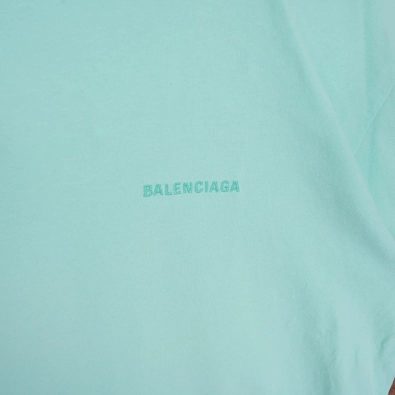 Balenciaga Balenciaga Mint green embroidered logo short sleeve T-shir Size US M / EU 48-50 / 2 - 5 Thumbnail