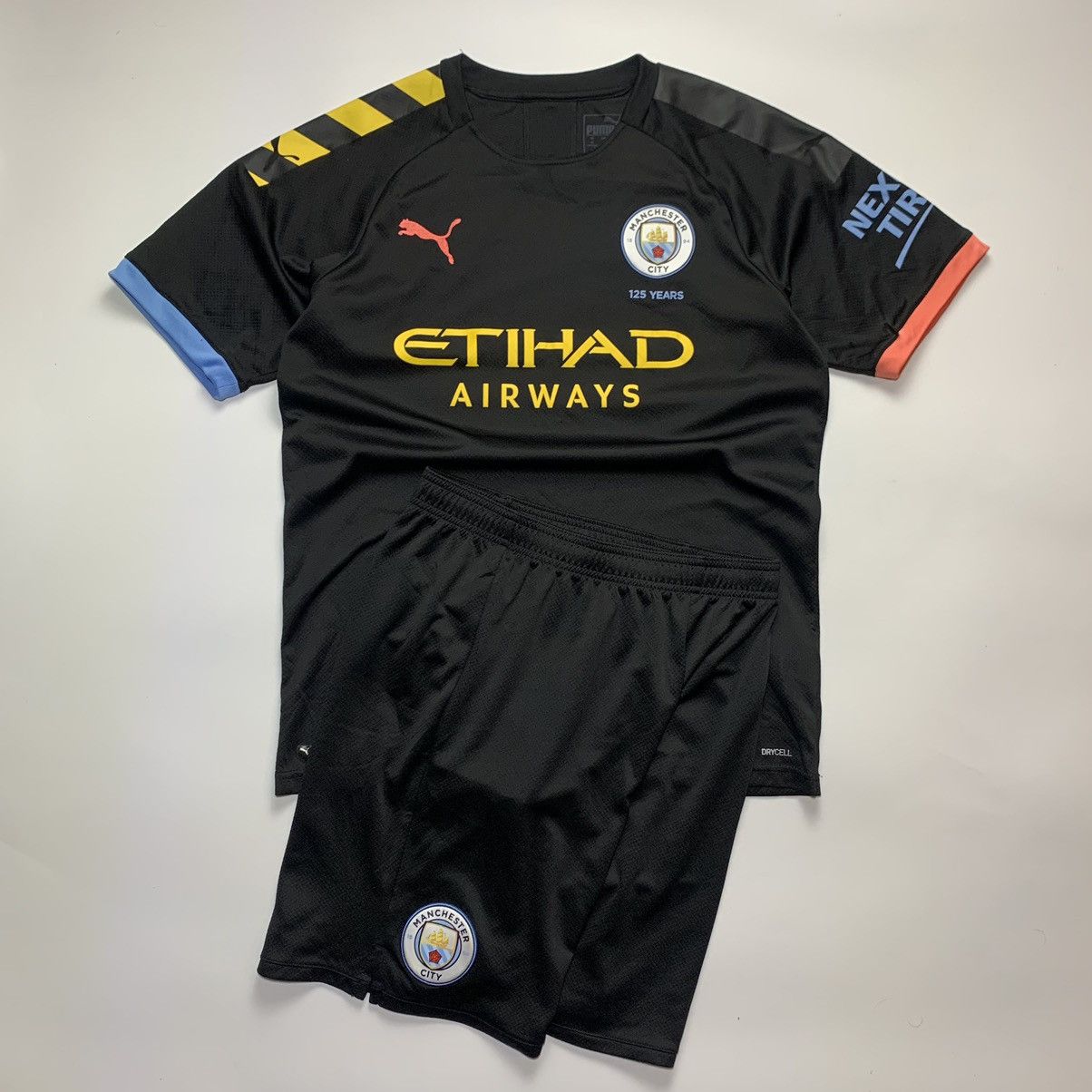 Other Kit (Jersey+Shorts) Puma Manchester City 2018-2019 125 years Size US M / EU 48-50 / 2 - 1 Thumbnail