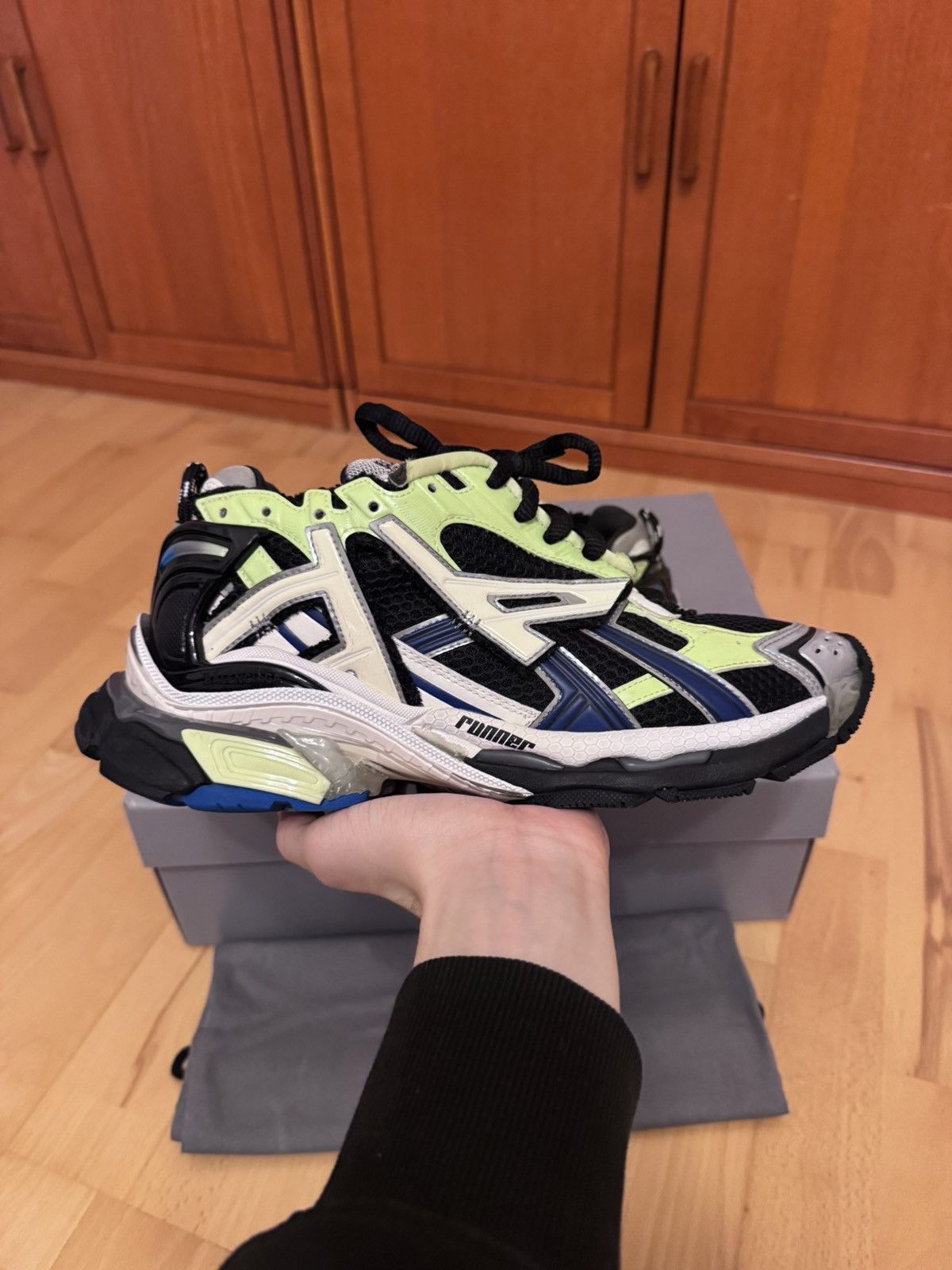 Balenciaga Balenciaga Runner Green Blue Black Size US 8 / EU 41 - 3 Thumbnail