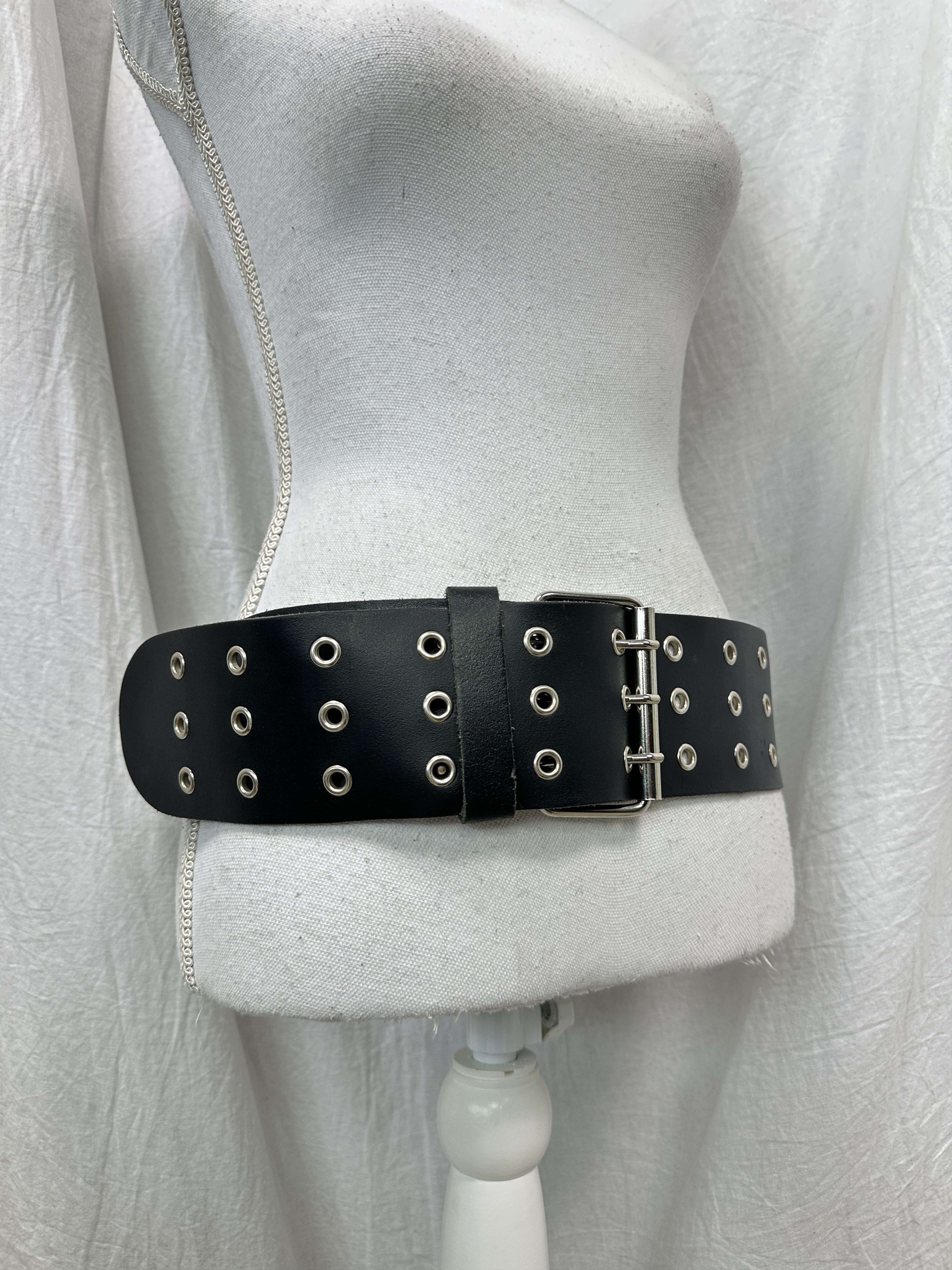Vintage Vintage Avant Garde Opium Wide Leather Belt Y2K Size ONE SIZE - 1 Thumbnail