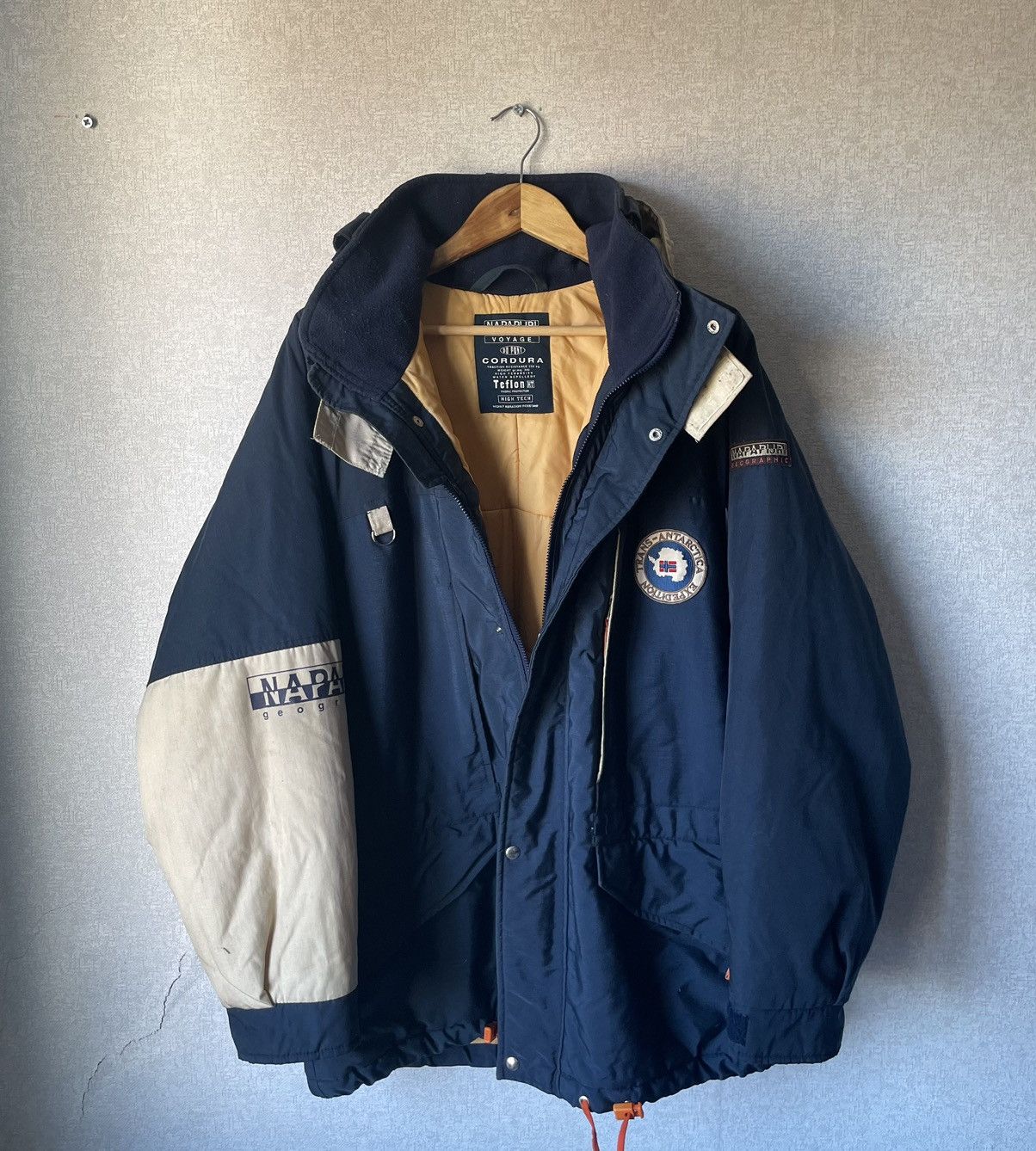 image of Napapijri Geographic Voyage Du Pont Cordura Jacket in Navy, Men's (Size XL)