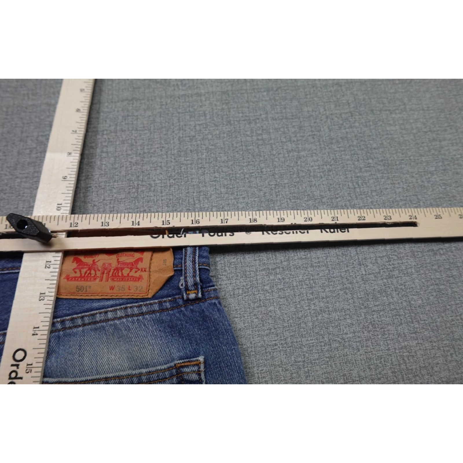 Levi's Levi's 501 Jeans Mens 34x29 Blue Straight Regular Fit Button Fly 5-Pocket Designers Denim Jeans USA Theme Mens Size US 34 / EU 50 - 7 Thumbnail