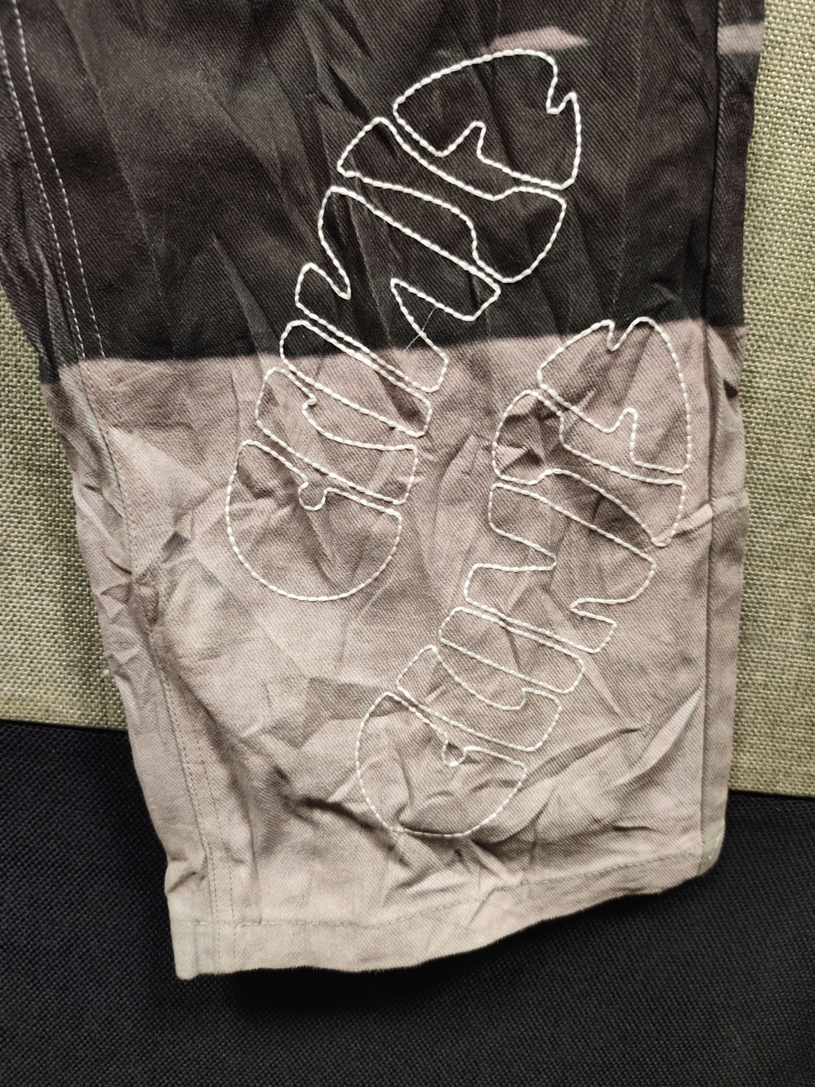 Clints Clints Porche overprint pants Size US 31 - 3 Thumbnail