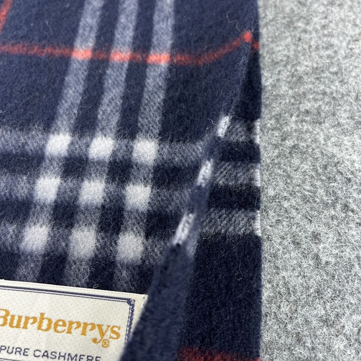 Burberry Burberry Scarf / Muffler / Neckwear T1388 Size ONE SIZE - 10 Thumbnail