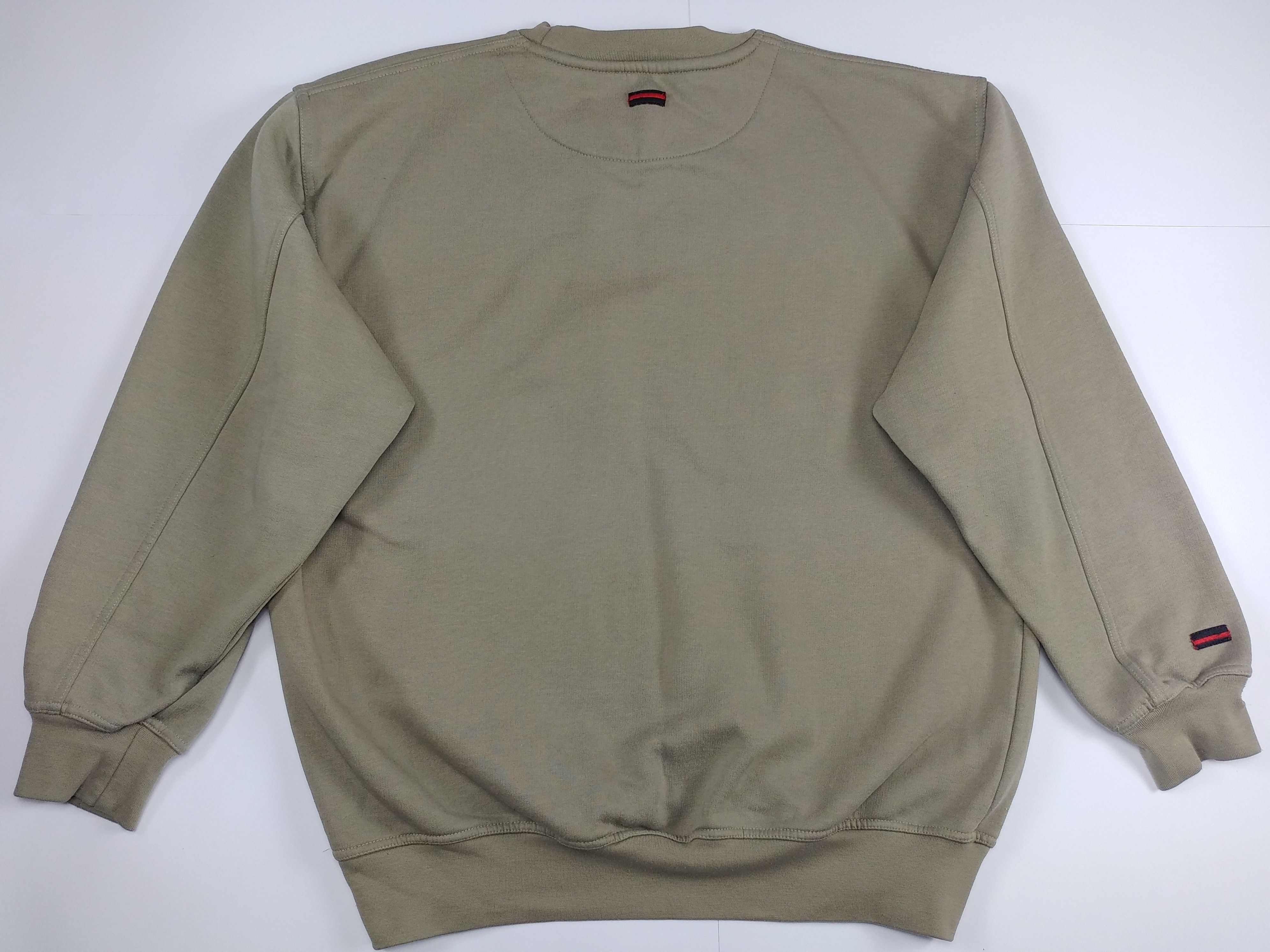 Fubu FUBU sweatshirt, vintage, 90s hip hop, 1990s Y2K mens size S Size US S / EU 44-46 / 1 - 11 Thumbnail