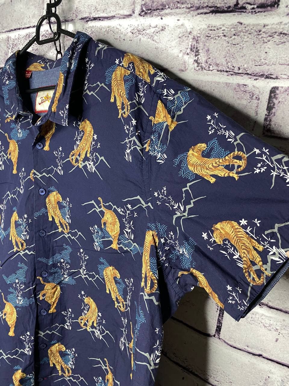 Joe Browns MENS vintage Joe Brouns Shirt Size 3XL surf style crazy Size US XXL / EU 58 / 5 - 2 Thumbnail
