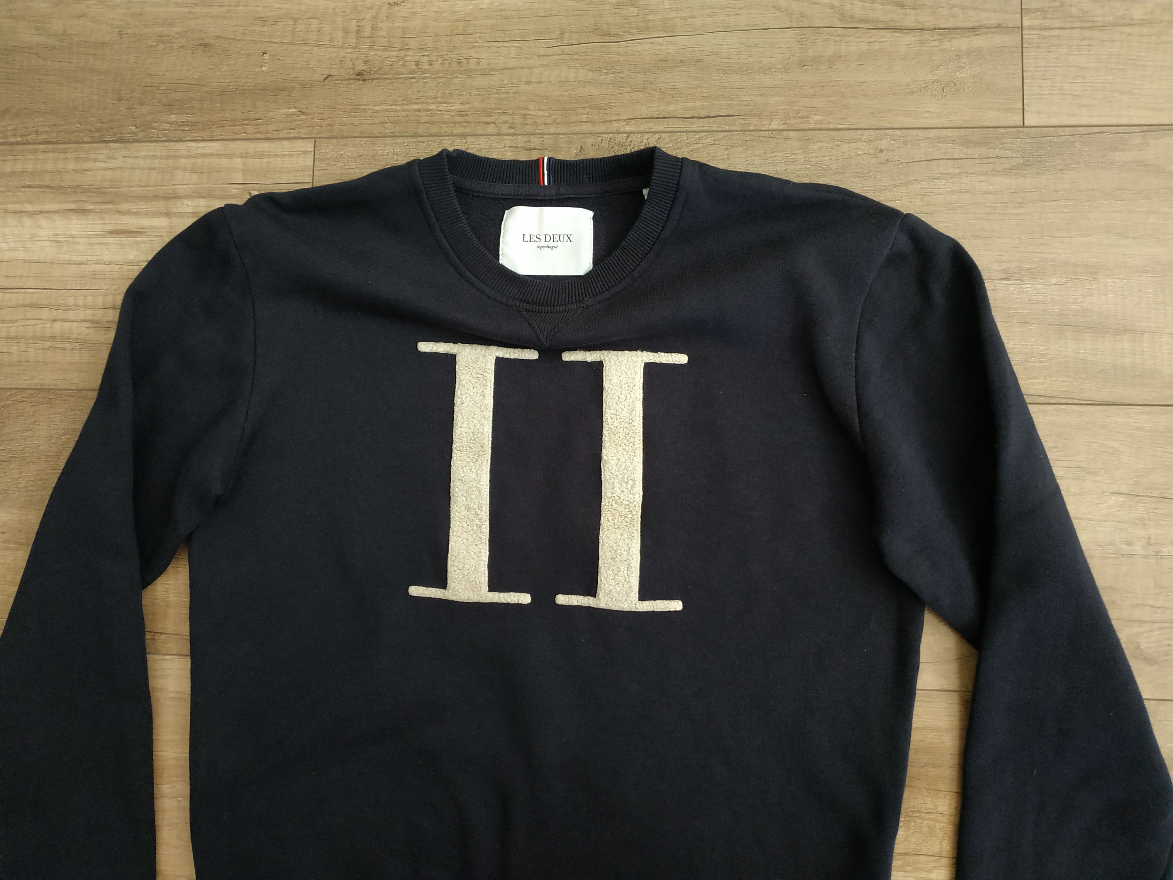 Les Deux Les Deux "Encore Boucle" Men's Plush Logo Sweatshirt, MEDIUM Size US M / EU 48-50 / 2 - 5 Thumbnail