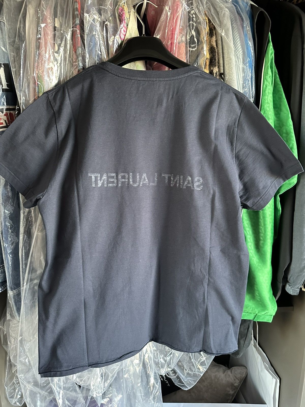 Saint Laurent Paris $620 FW23 Saint Laurent reverse logo dark navy t shirt L Size US L / EU 52-54 / 3 - 10 Thumbnail