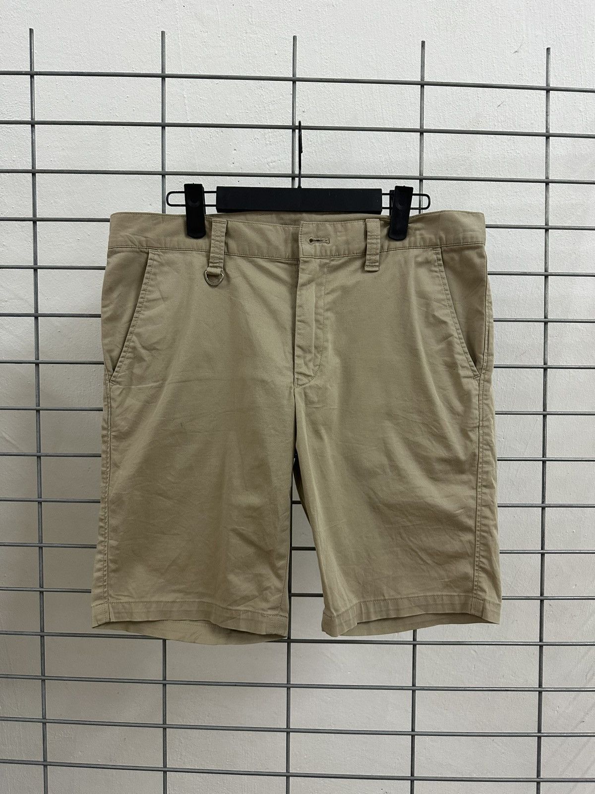 uniform experiment Rare And Beautiful Uniform Experiment Spell Out Shorts Size US 30 / EU 46 - 1 Thumbnail