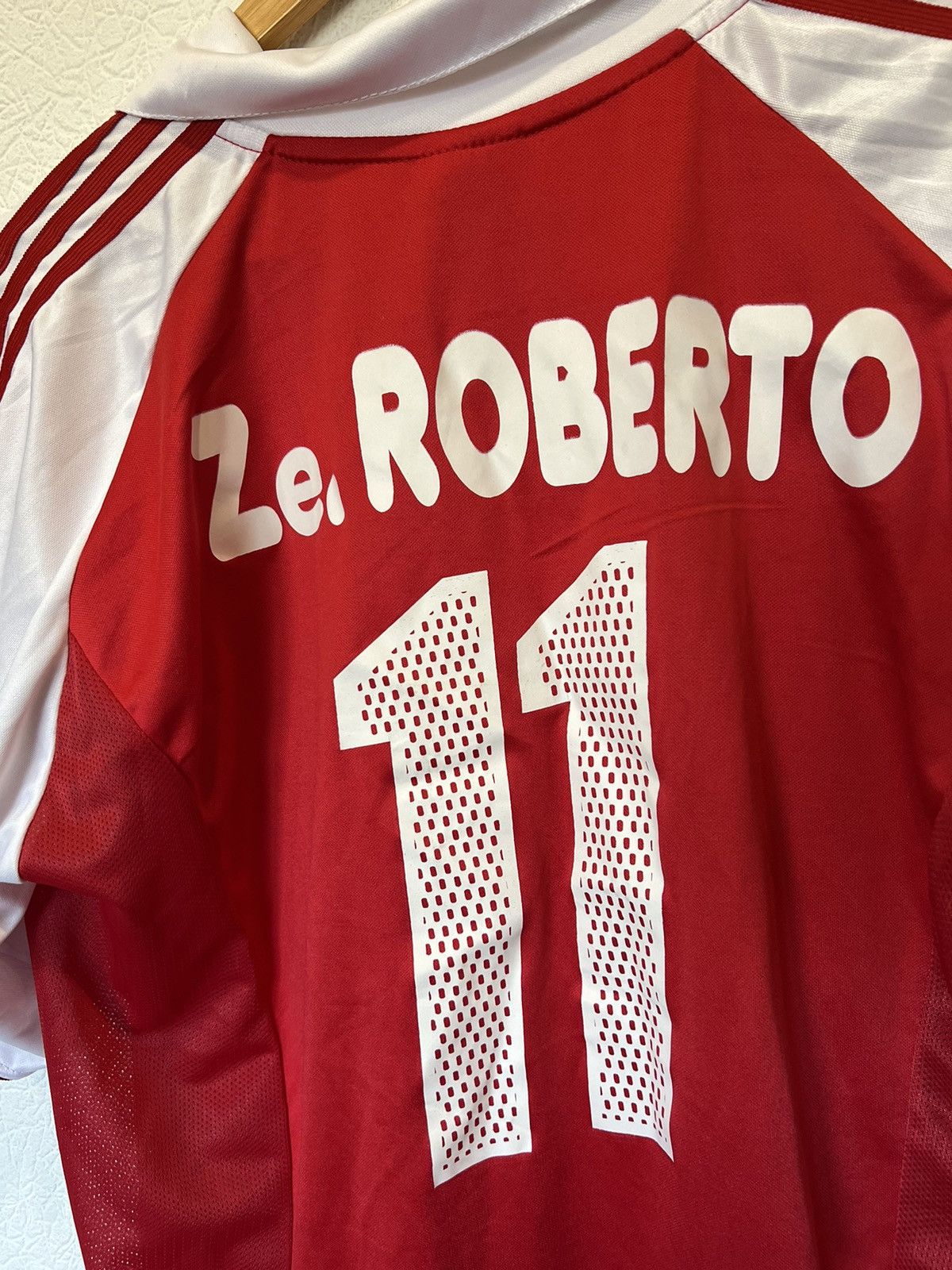 Adidas × Vintage Ze. Roberto Bayern Munich Adidas 2003/2004 Kit Home Jersey Size US XL / EU 56 / 4 - 8 Thumbnail